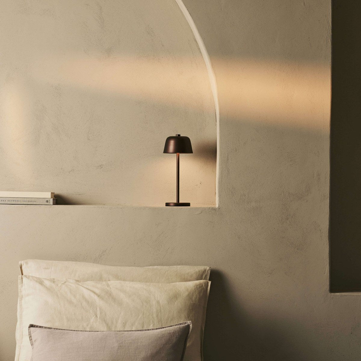 Anton Espresso Brown oplaadbare tafellamp | Stijlvolle en draadloze verlichting Tavellio - Amsterdam