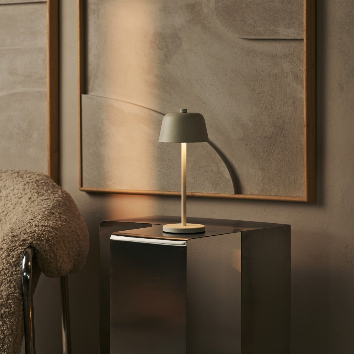 Anton vanille oplaadbare tafellamp | Stijlvolle en draadloze verlichting Tavellio - Amsterdam