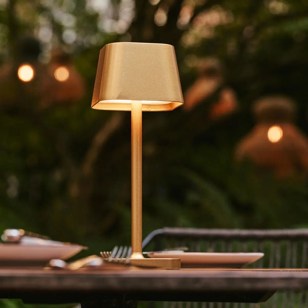 Ava Goud Oplaadbare Tafellamp | Draadloos, dimbaar en stijlvol Tavellio - Amsterdam