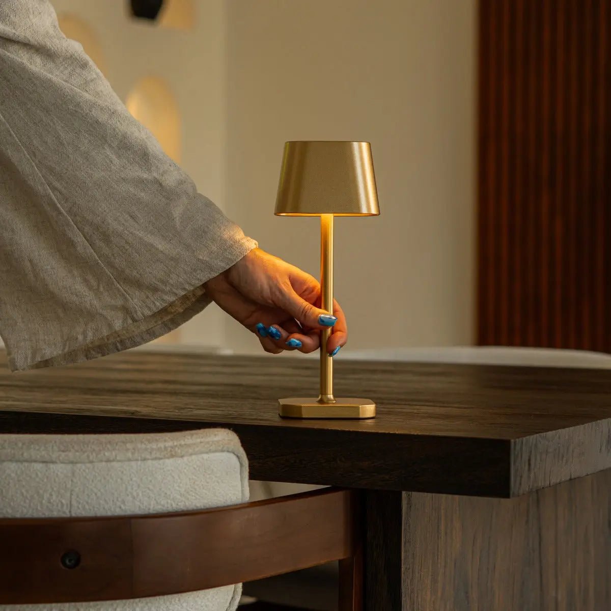 Ava Goud Oplaadbare Tafellamp | Draadloos, dimbaar en stijlvol Tavellio - Amsterdam