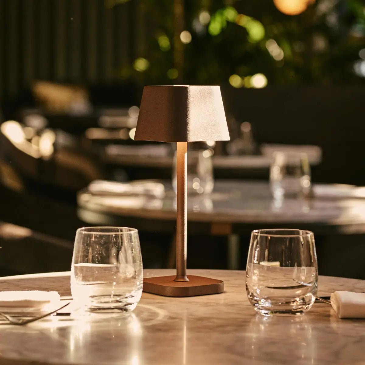 Ava Mokka Bruin Oplaadbare Tafellamp | Draadloos en dimbaar Tavellio - Amsterdam