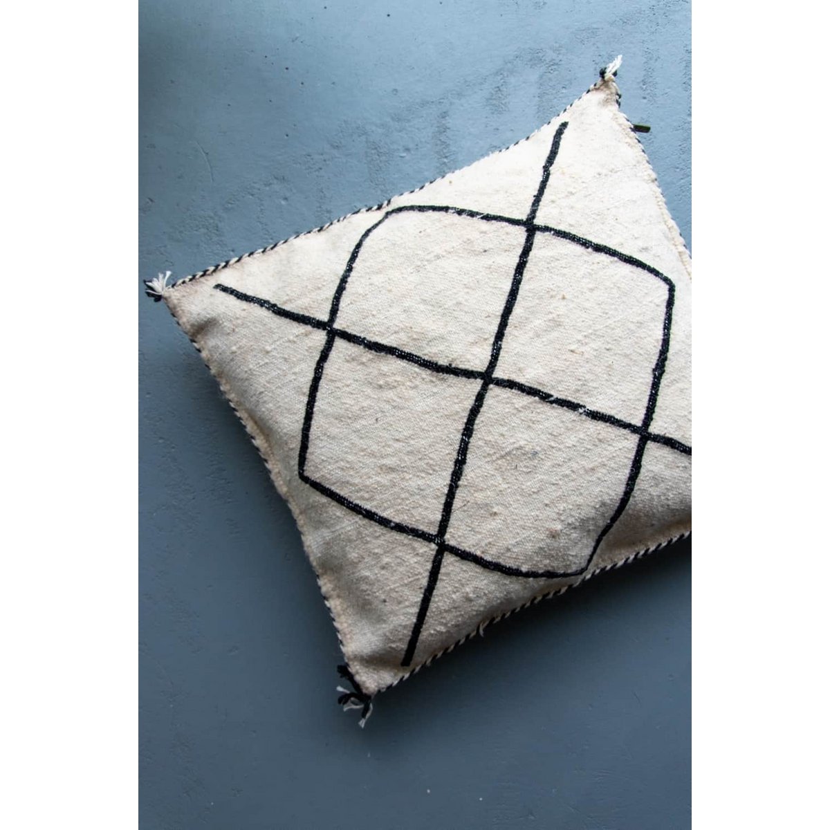 Beni Ourain kussen - met gestikte zijkanten Poufs & Pillows