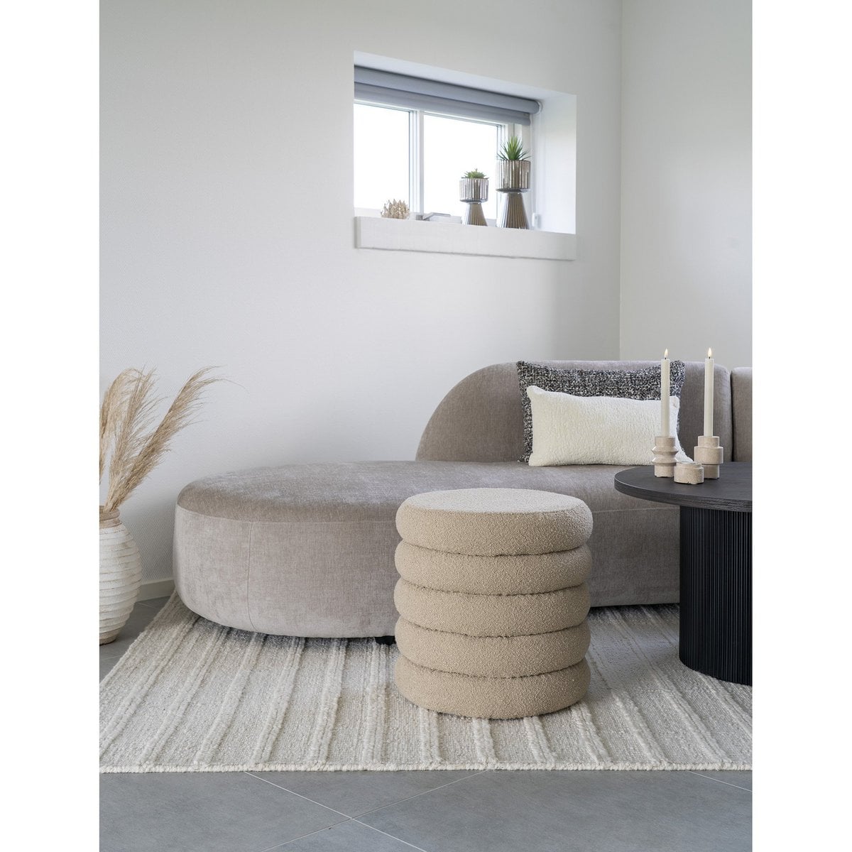 Brooklyn Poef - MDF, Grenenhout, Schuim, Polyester, Beige - Ø44x44 cm House Nordic ApS