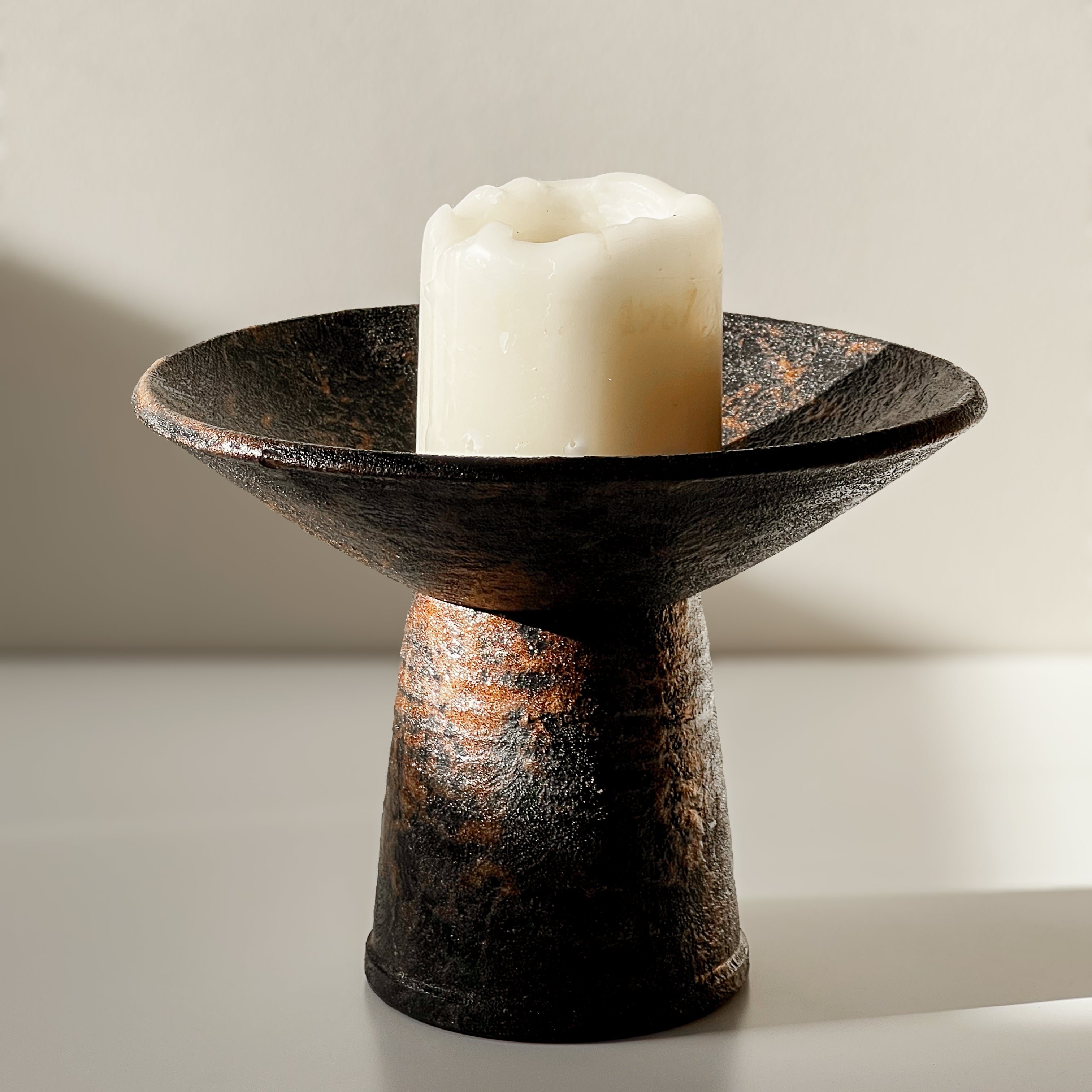 Brutalist mid-century kaarsenstandaard – sculpturaal keramiek – duitsland, jaren ‘60 Noii HOME