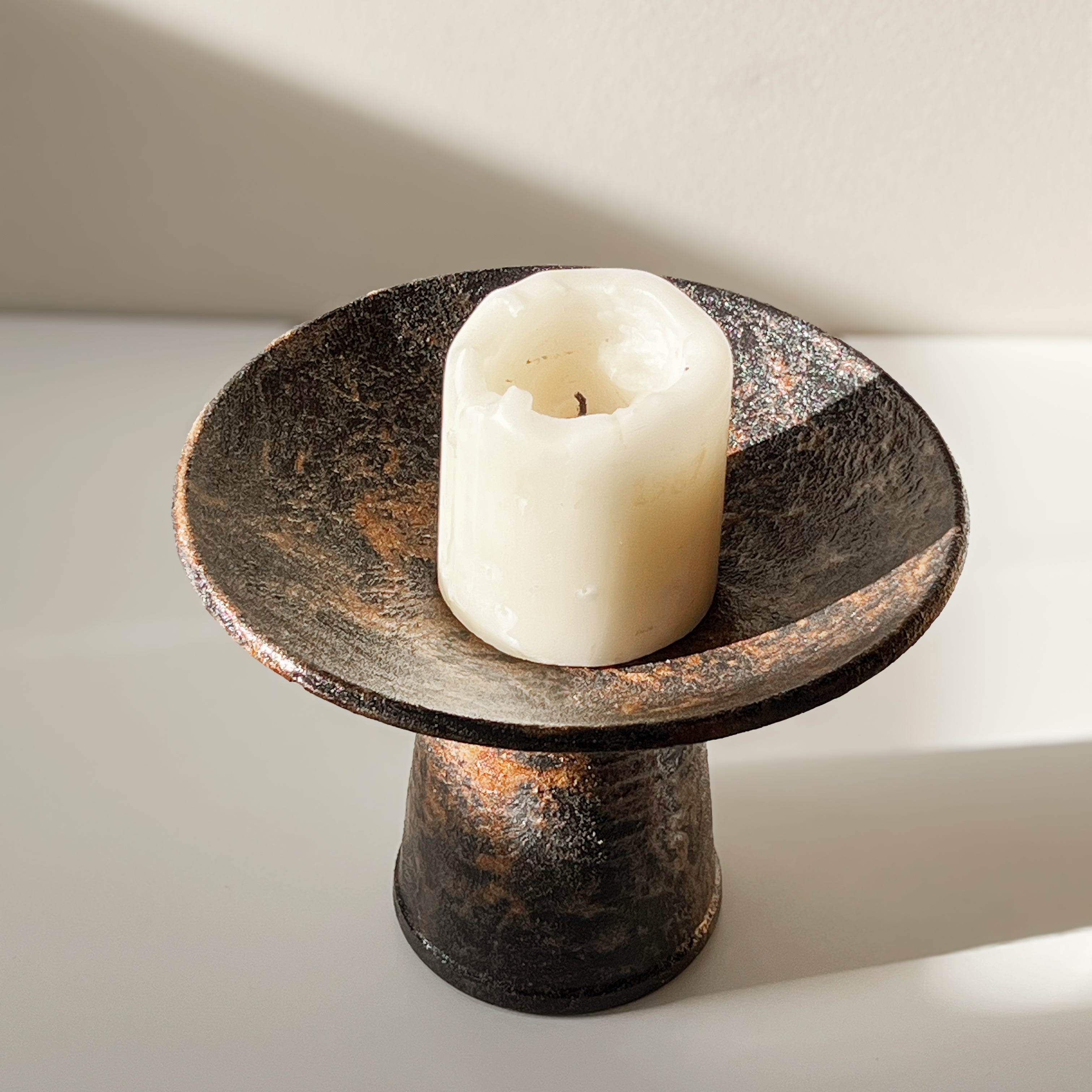 Brutalist mid-century kaarsenstandaard – sculpturaal keramiek – duitsland, jaren ‘60 Noii HOME
