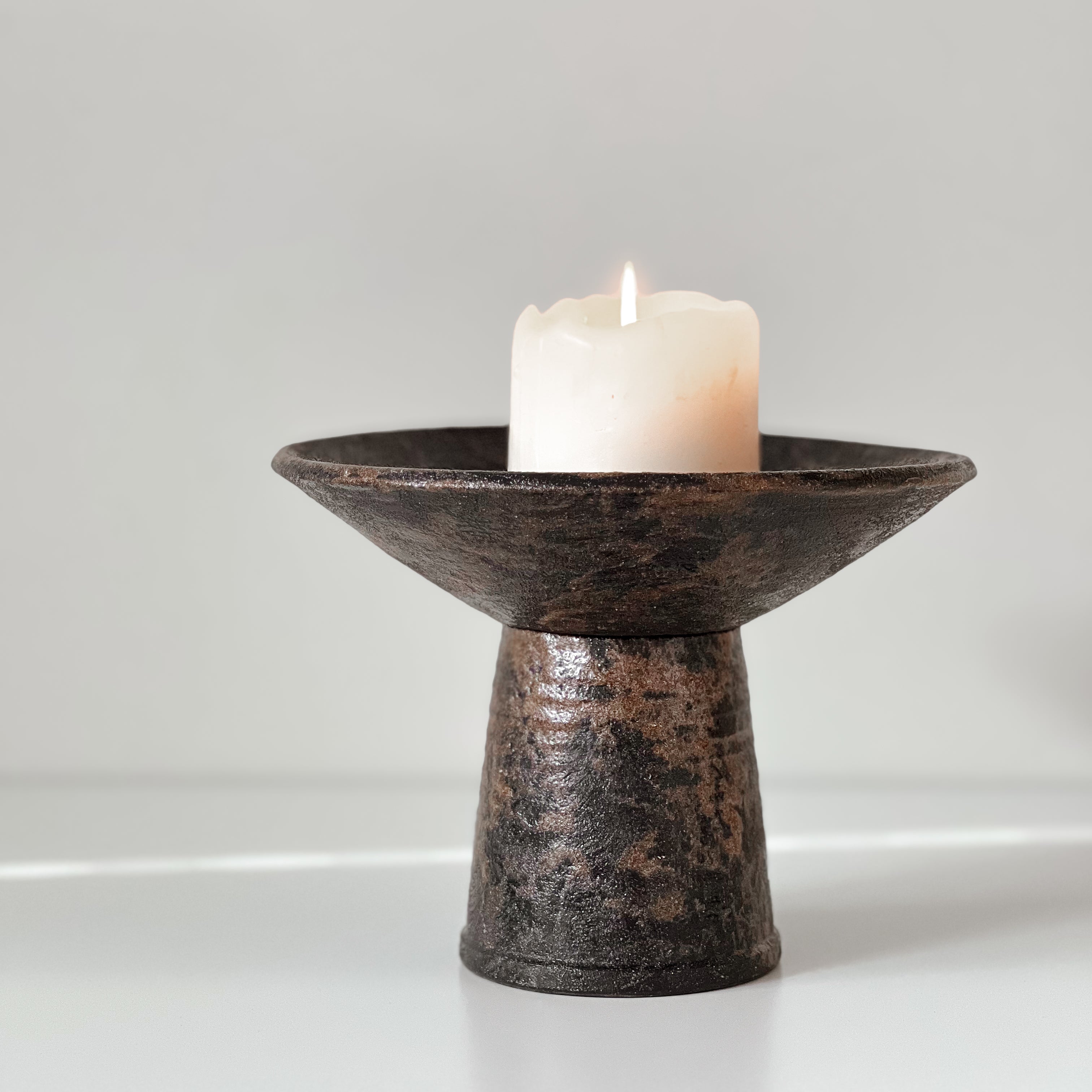 Brutalist mid-century kaarsenstandaard – sculpturaal keramiek – duitsland, jaren ‘60 Noii HOME