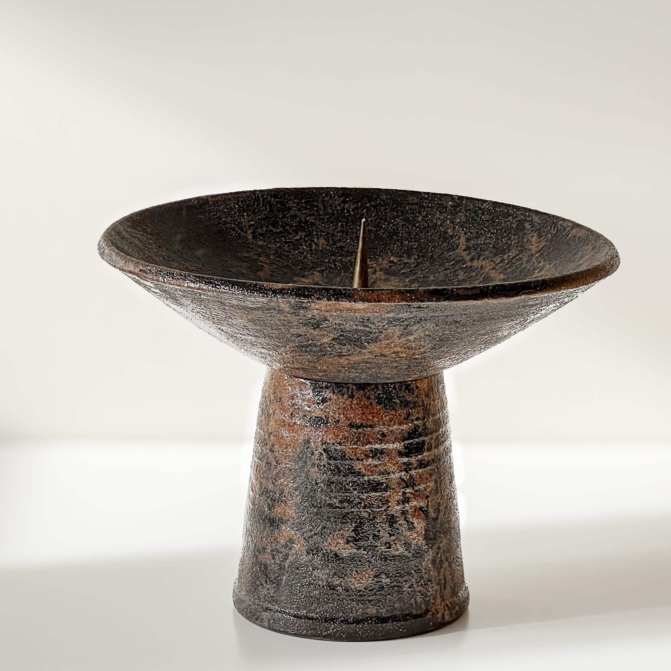 Brutalist mid-century kaarsenstandaard – sculpturaal keramiek – duitsland, jaren ‘60 Noii HOME
