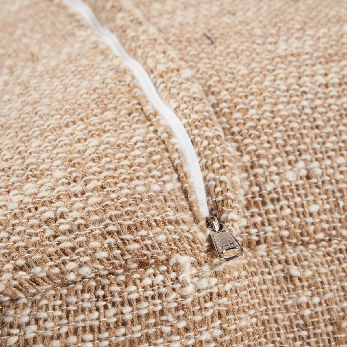 De comfortabele poef - Beige Bazar Bizar Living