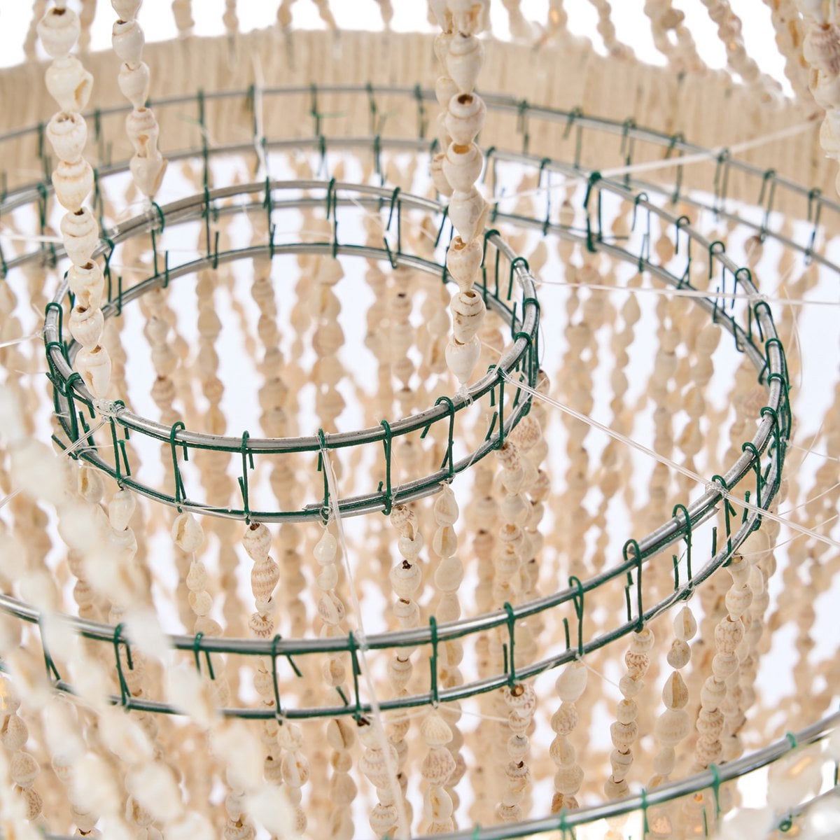 De Ocean Tower Shell Kroonluchter - Naturel - L Bazar Bizar Living