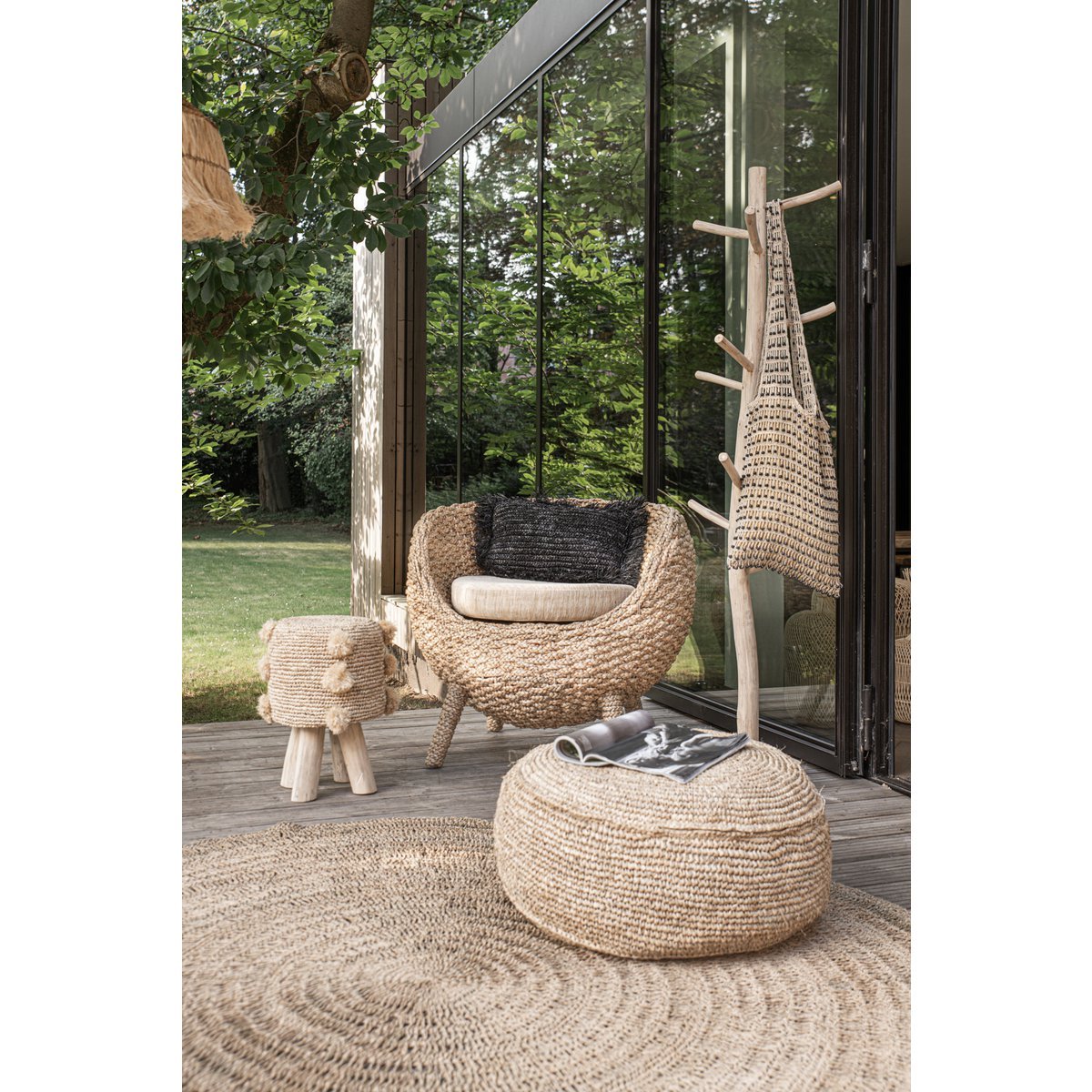 De Raffia Flores Poef - Naturel Bazar Bizar Living