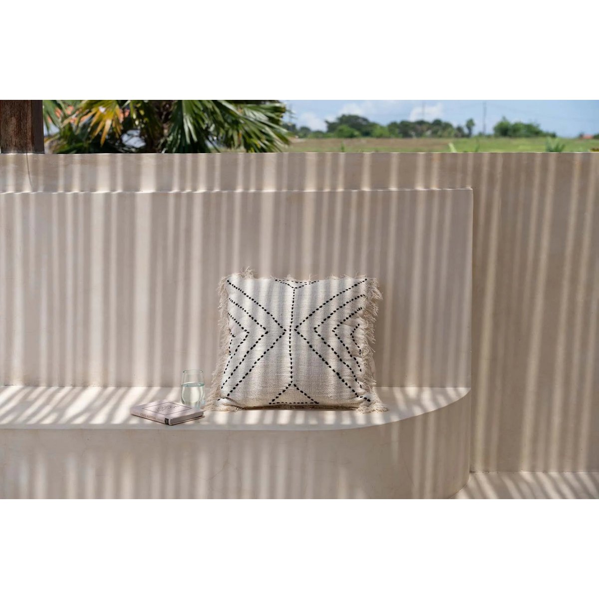 De Tribal Kussenhoes - Natuurlijk Zwart Bazar Bizar Living