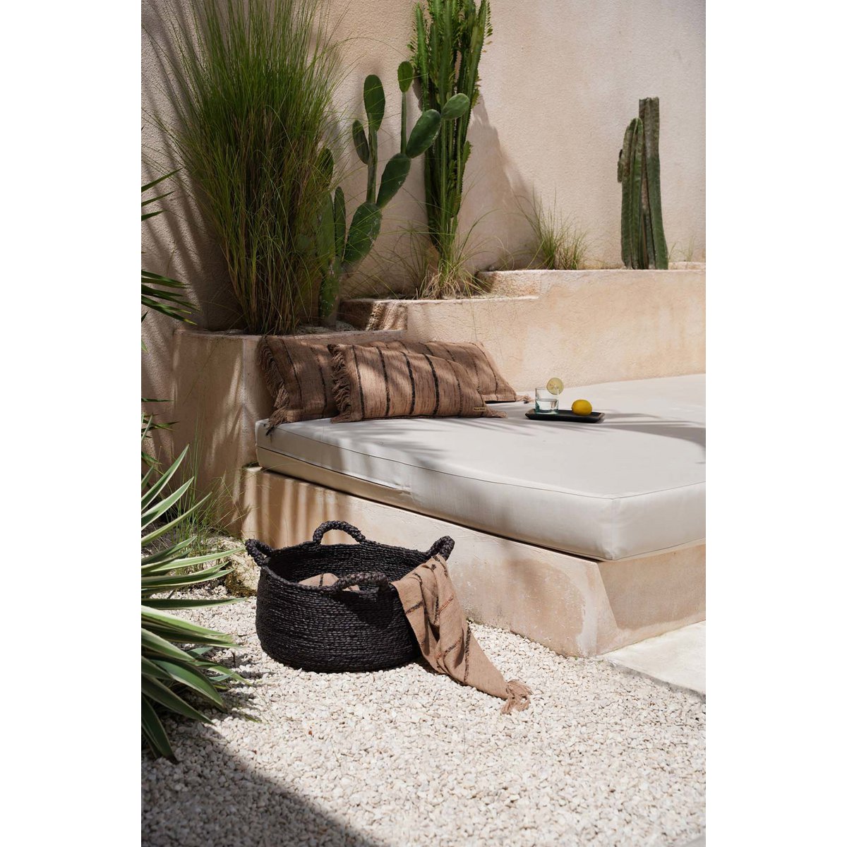 De vier handen sneakers - zwart - l Bazar Bizar Living