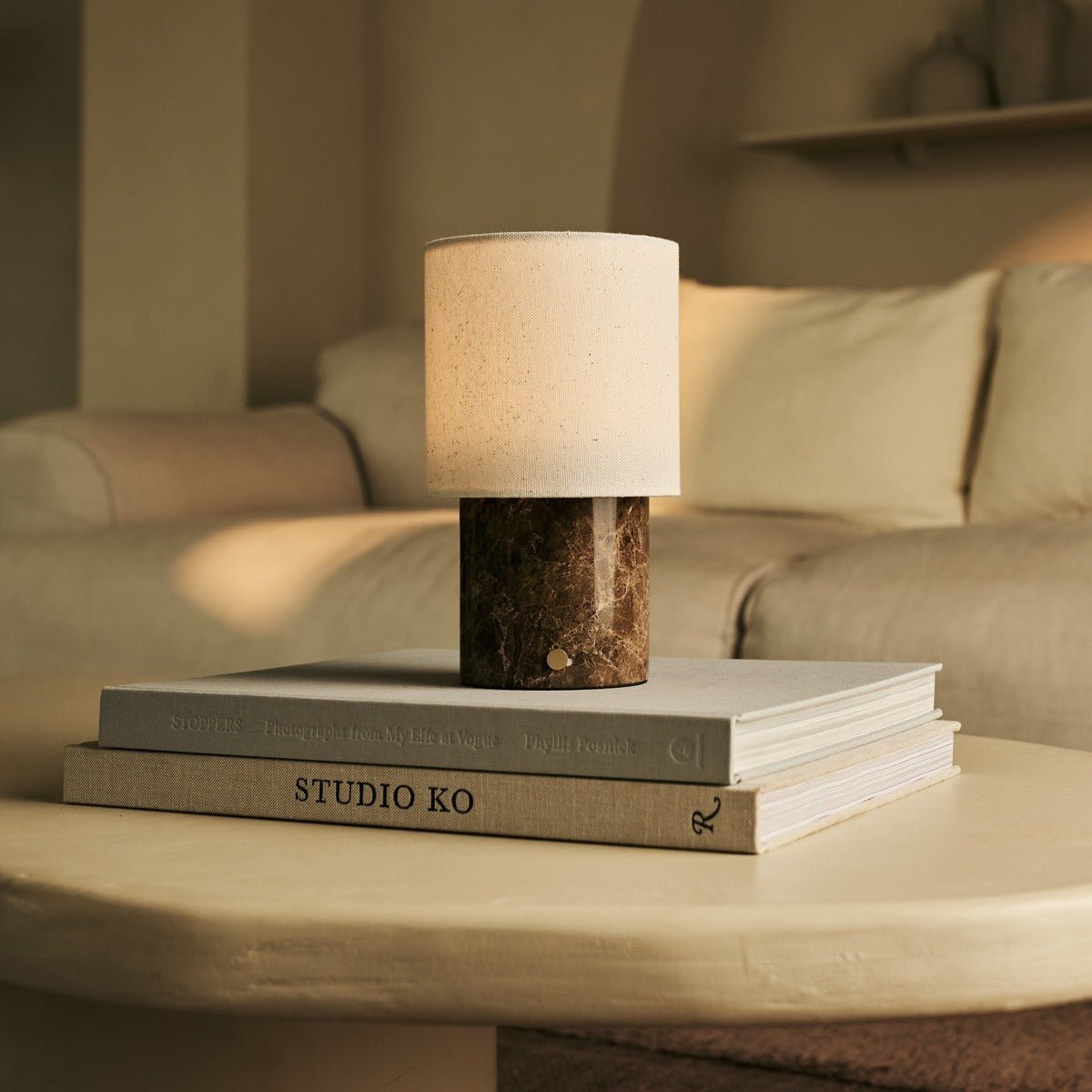 Dou Brown / Emperador Donker - Marble oplaadbare tafellamp - Draadloos, 3 lichte modi en met linnen verwisselbare lampenkap Tavellio - Amsterdam