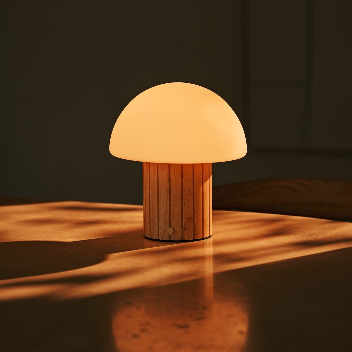 siebe lichtbruine oplaadbare tafellamp, tavellio amsterdam