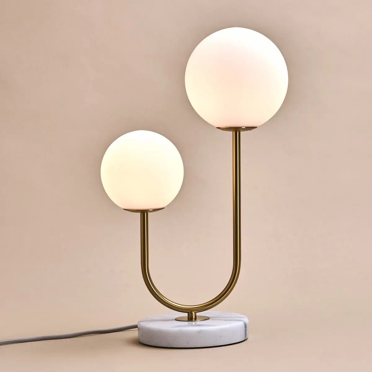 Giorgia Elegant Marble Lamp - Elegante tafellamp met matglazen lampen Tavellio - Amsterdam