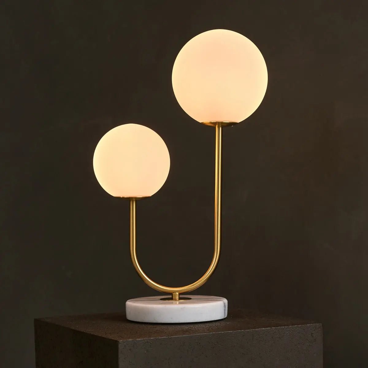 Giorgia Elegant Marble Lamp - Elegante tafellamp met matglazen lampen Tavellio - Amsterdam