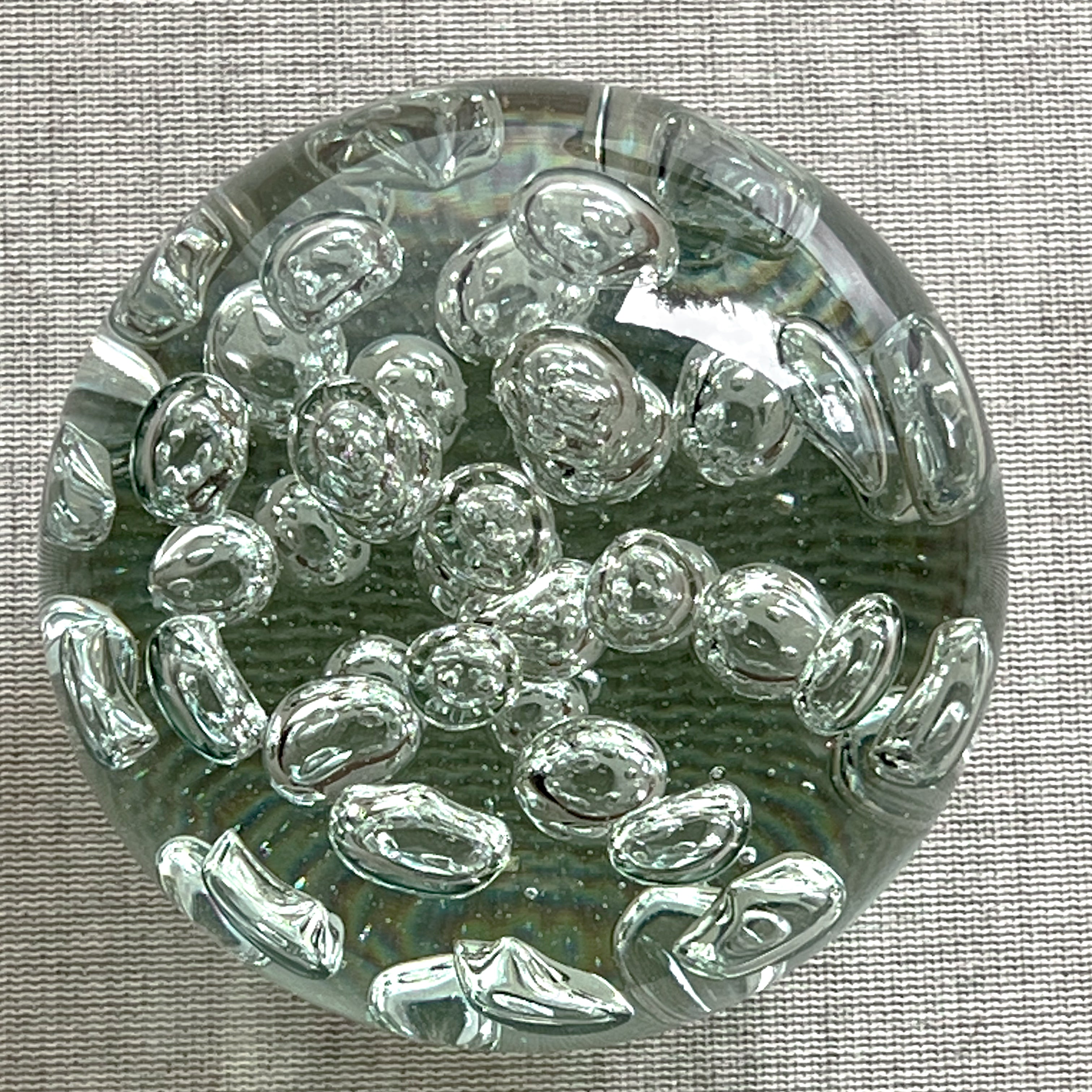 grote handgeblazen glazen bol – presse papier met luchtbellen – vintage Noii HOME