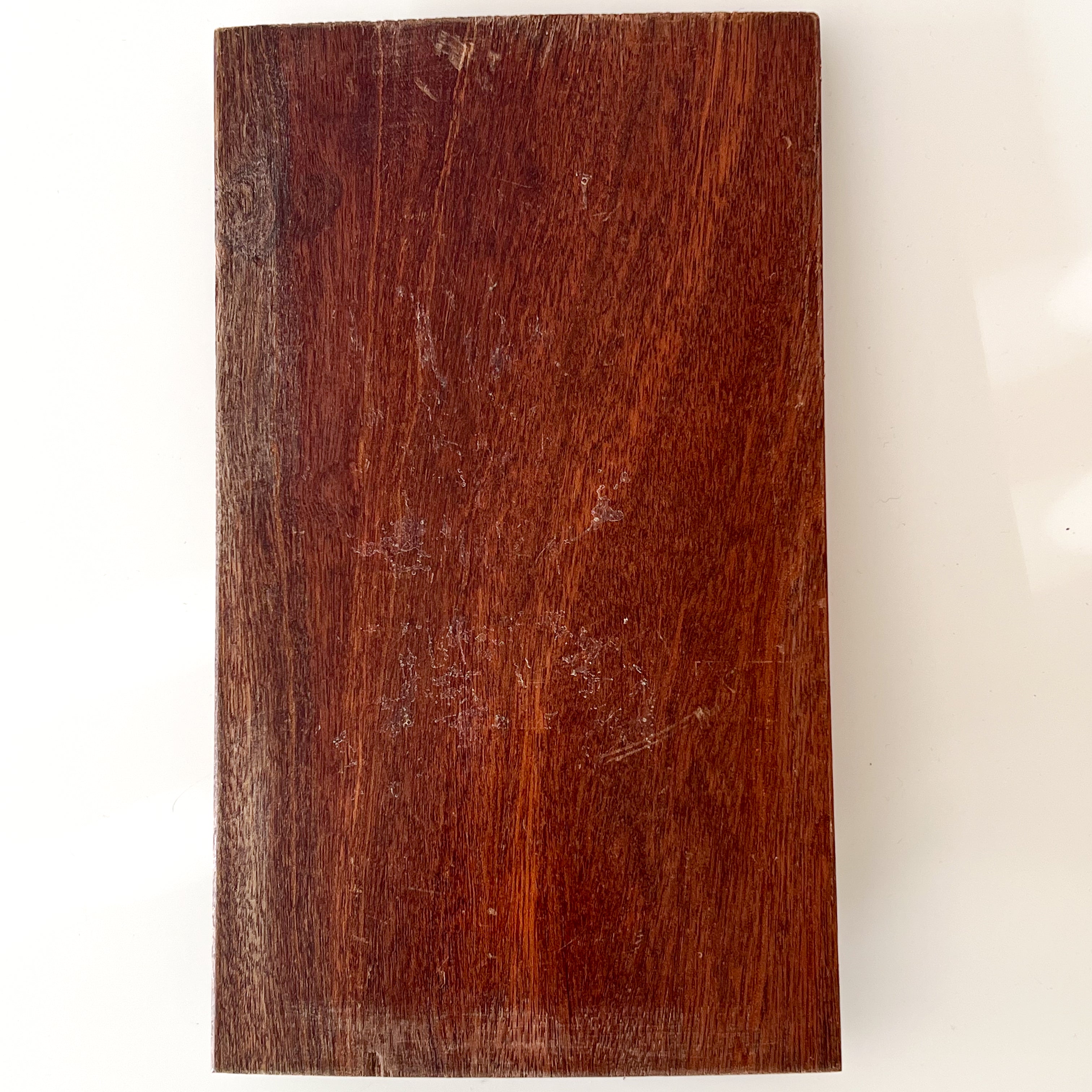 handgesneden houten paneel – bladeren en noten – vintage Noii HOME