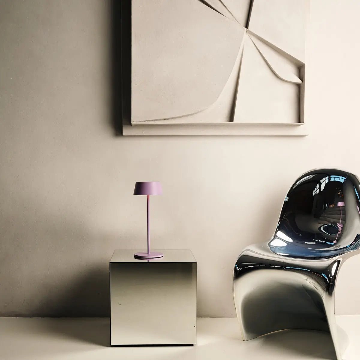 Hugo Violet Lila Oplaadbare Tafellamp | Stijlvolle, dimbare lamp en draadloos Tavellio - Amsterdam