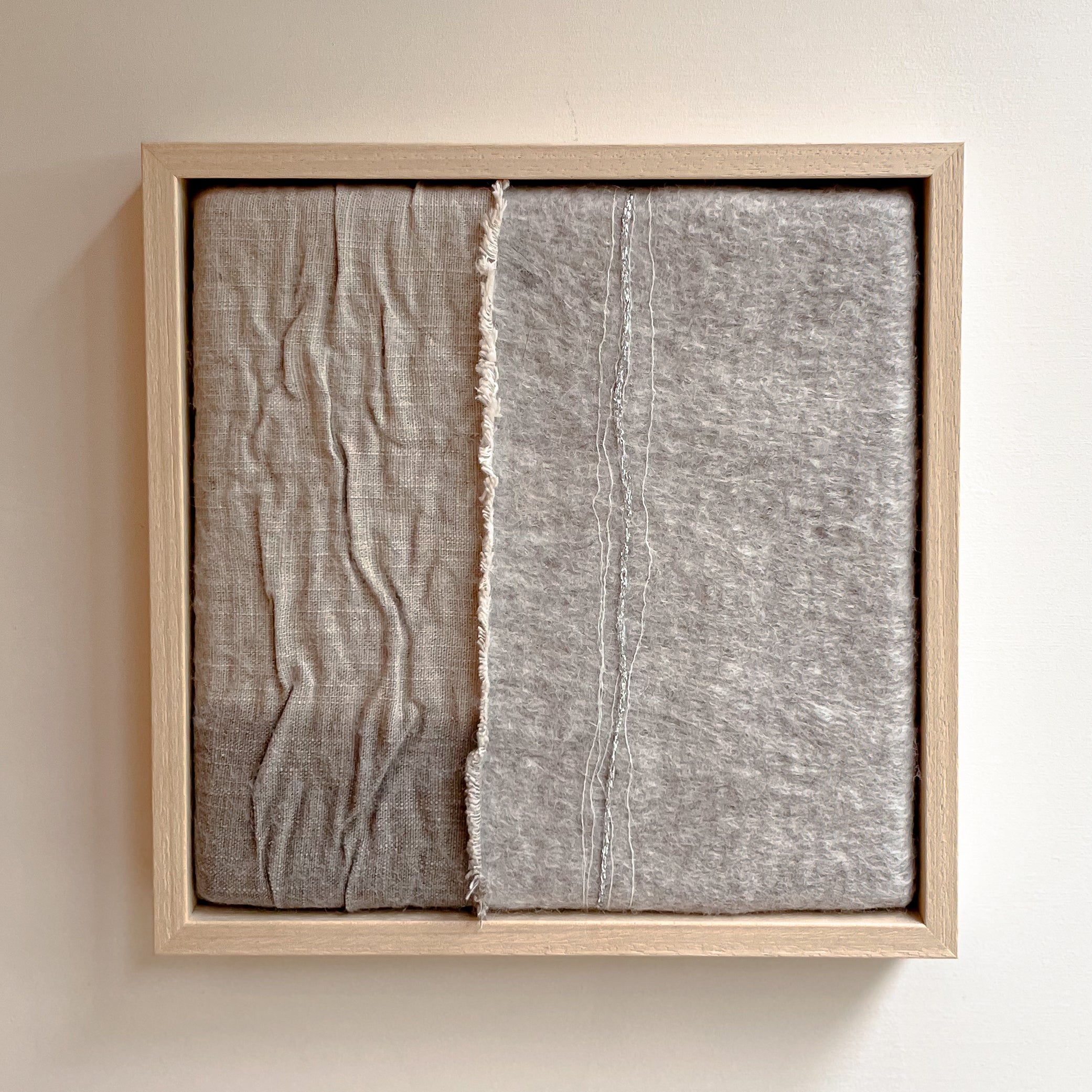 Imperfectus XIII - vilten wandkunst I Vilt & Vlow | 23 × 23 cm Noii HOME