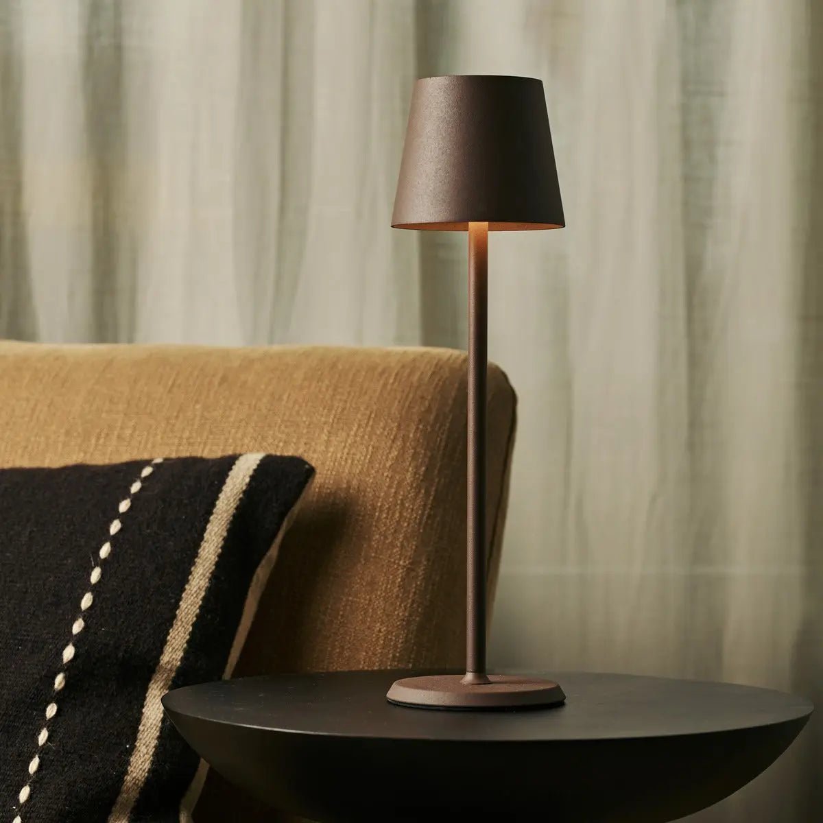 Jasper Mocha Brown - Draadloze lamp met batterij L metaal, dimable en 3 lichtstadia Tavellio - Amsterdam