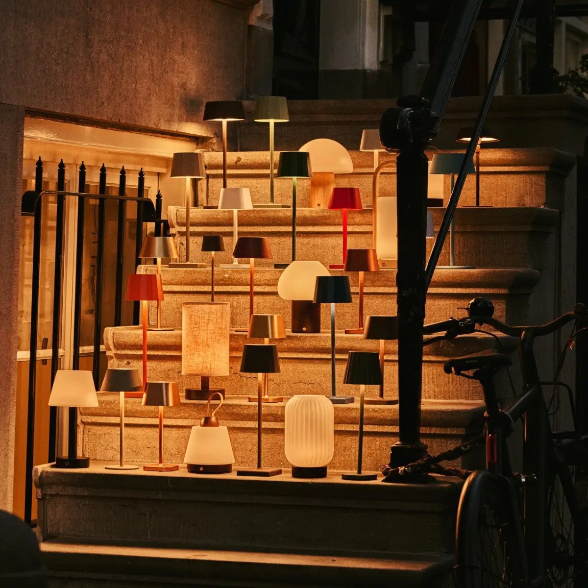 Kane lichtbruine draadloze wandlamp – oplaadbare lamp van hout en glas Tavellio - Amsterdam