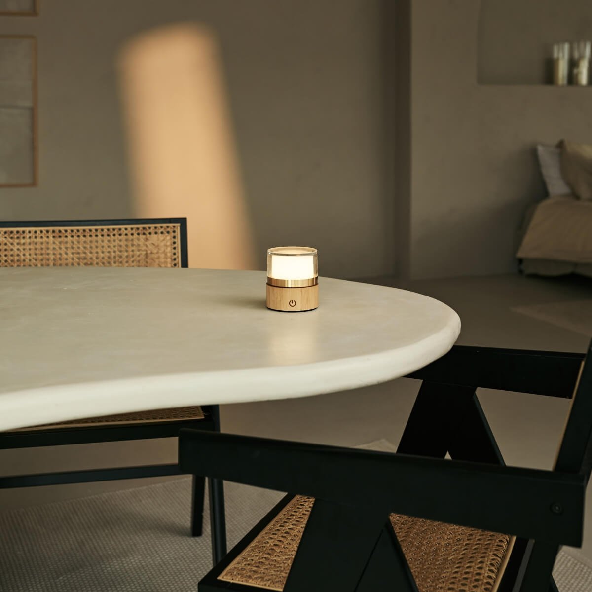 Leo Lichtbruine compacte oplaadbare lamp - hout, dimbaar licht Tavellio - Amsterdam