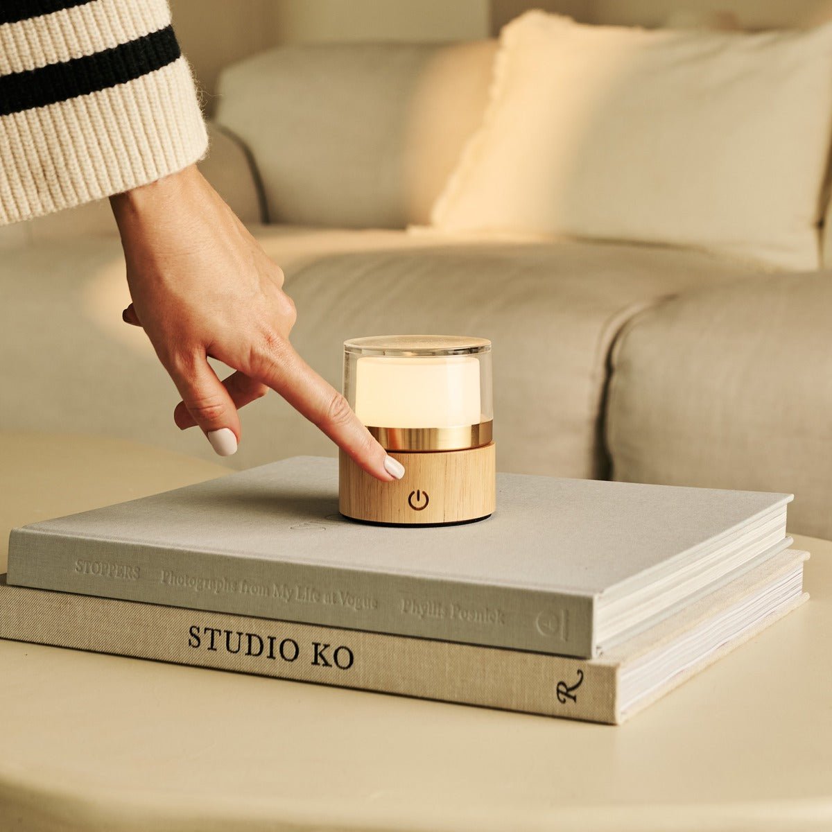 Leo Lichtbruine compacte oplaadbare lamp - hout, dimbaar licht Tavellio - Amsterdam