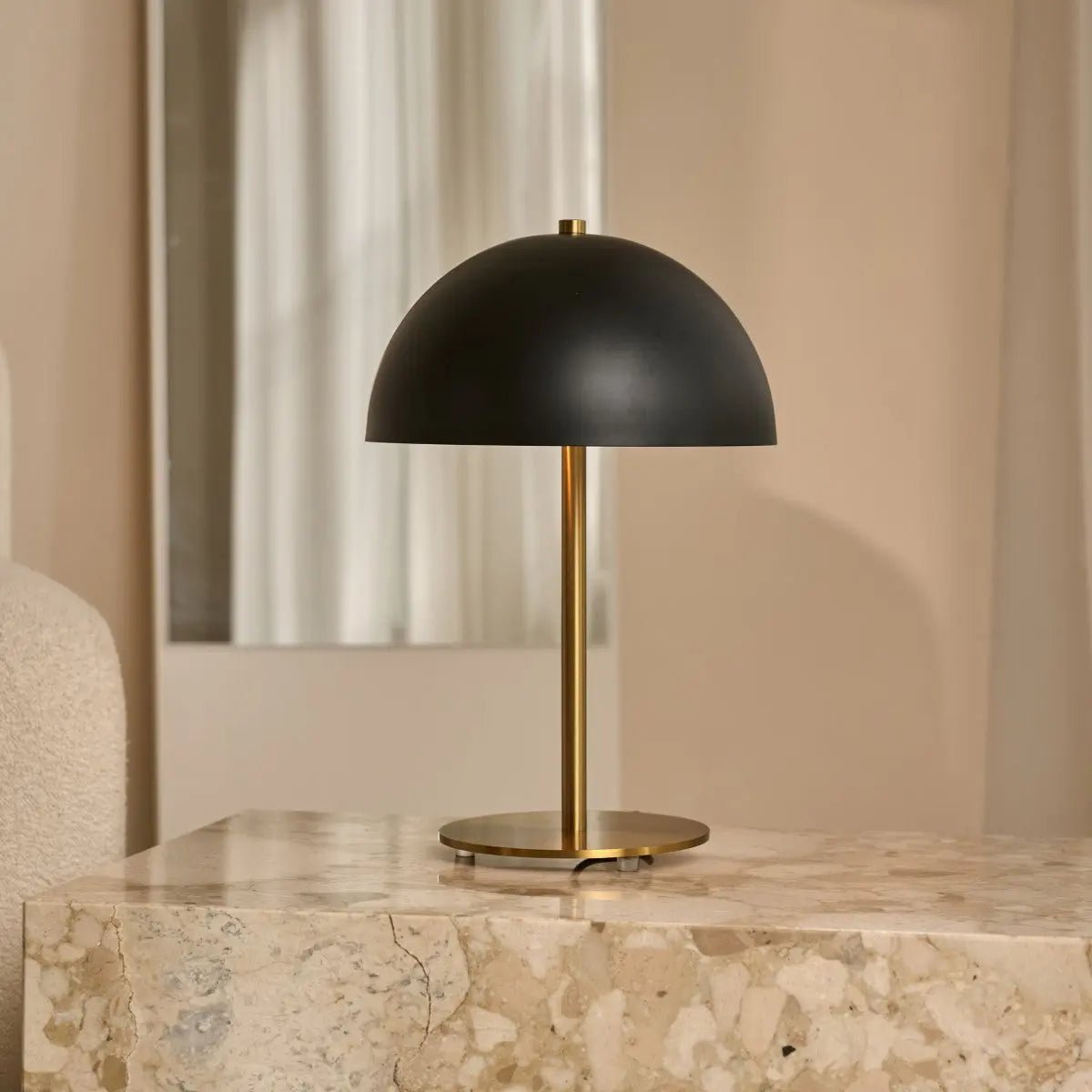 lola goud - zwart tafellamp – tavellio amsterdam Tavellio - Amsterdam