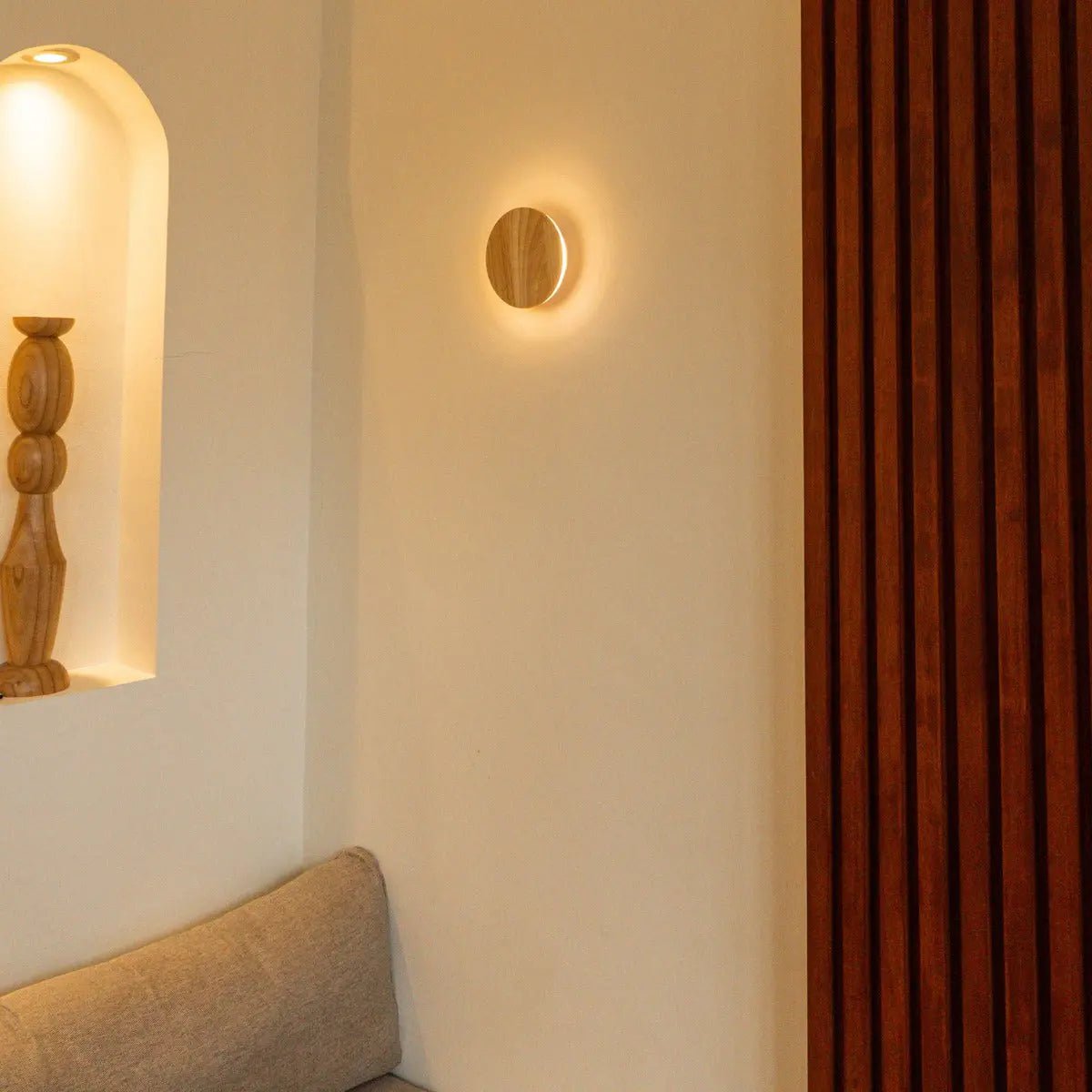 Lou lichtbruine draadloos wandlicht - oplaadbaar en dimbare aanraakregeling - 2700K warm licht Tavellio - Amsterdam