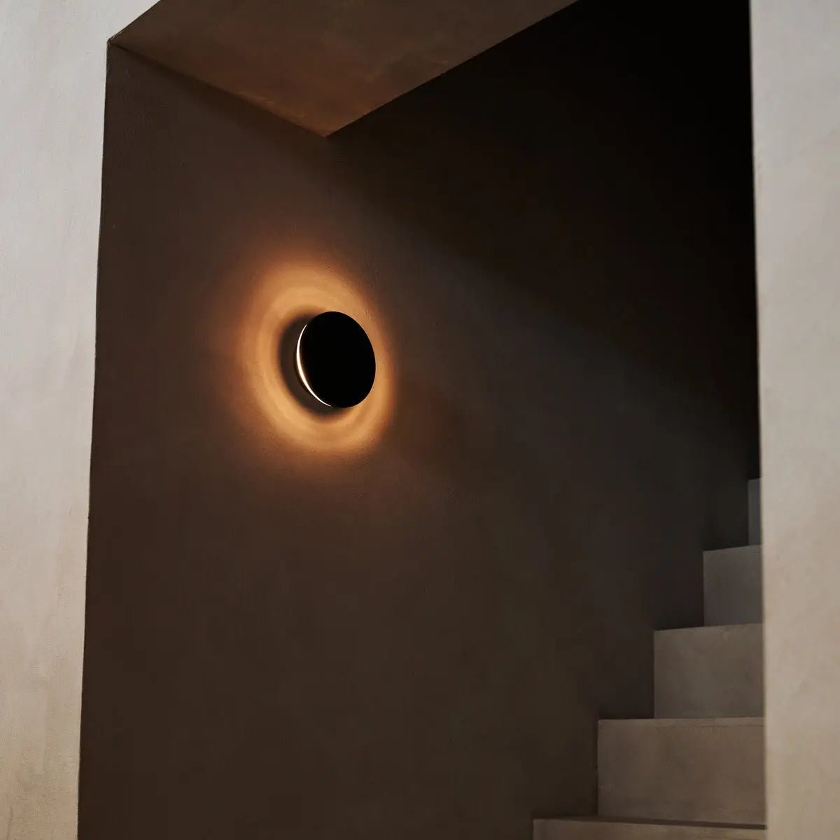 lou wandlamp – zwart – draadloos en dimbaar – 2700K warm licht Tavellio - Amsterdam