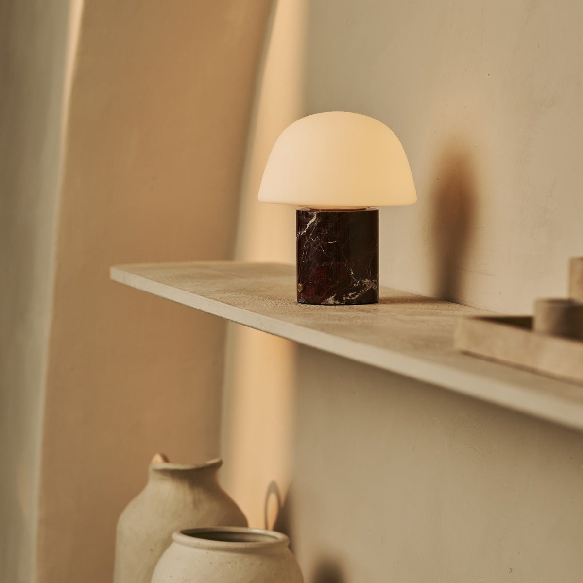 Maes Red / Rosso Levanto - Elegante marmeren oplaadbare tafellamp, tot 100 uur verlichting, stijlvol en functioneel Tavellio - Amsterdam