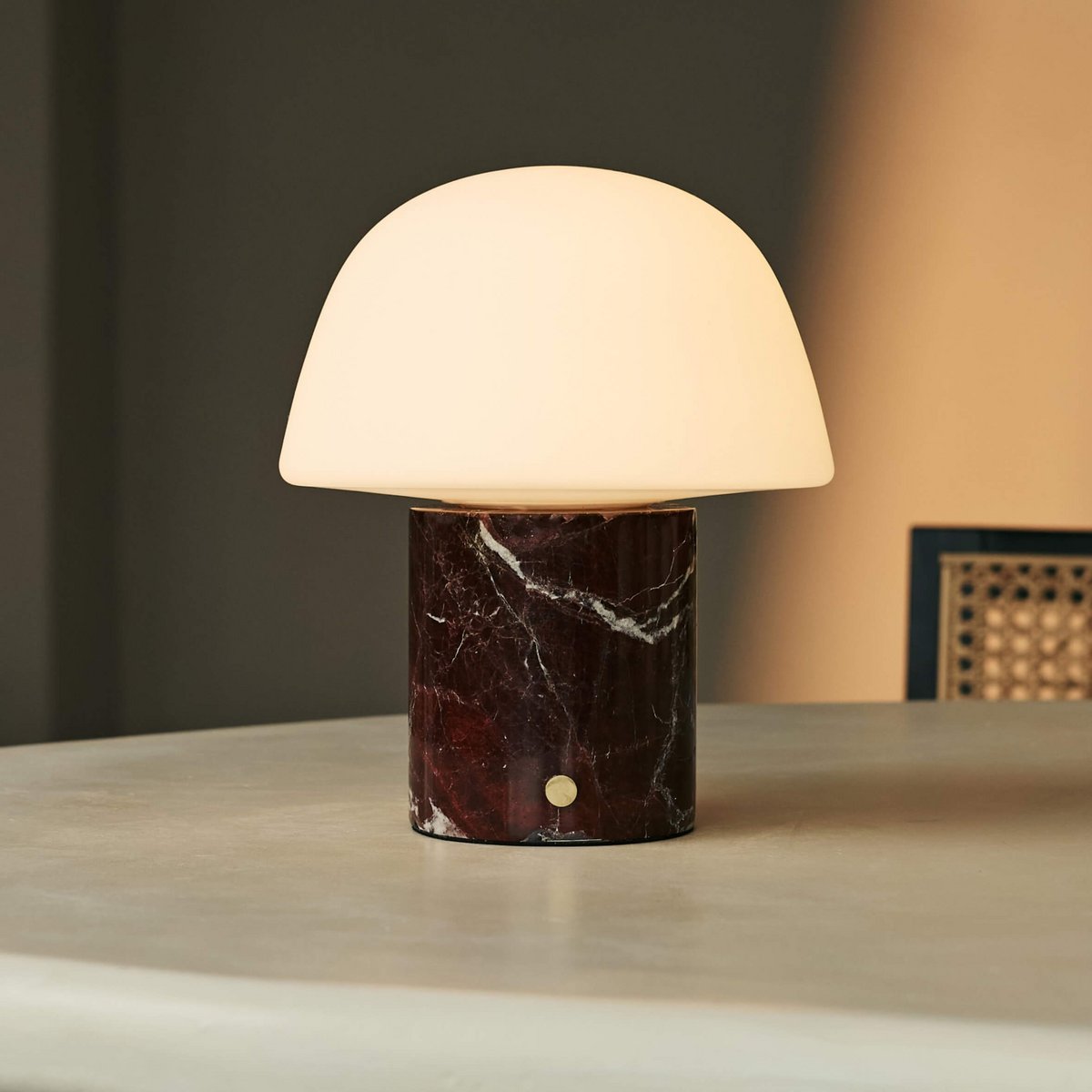 Maes Red / Rosso Levanto - Elegante marmeren oplaadbare tafellamp, tot 100 uur verlichting, stijlvol en functioneel Tavellio - Amsterdam