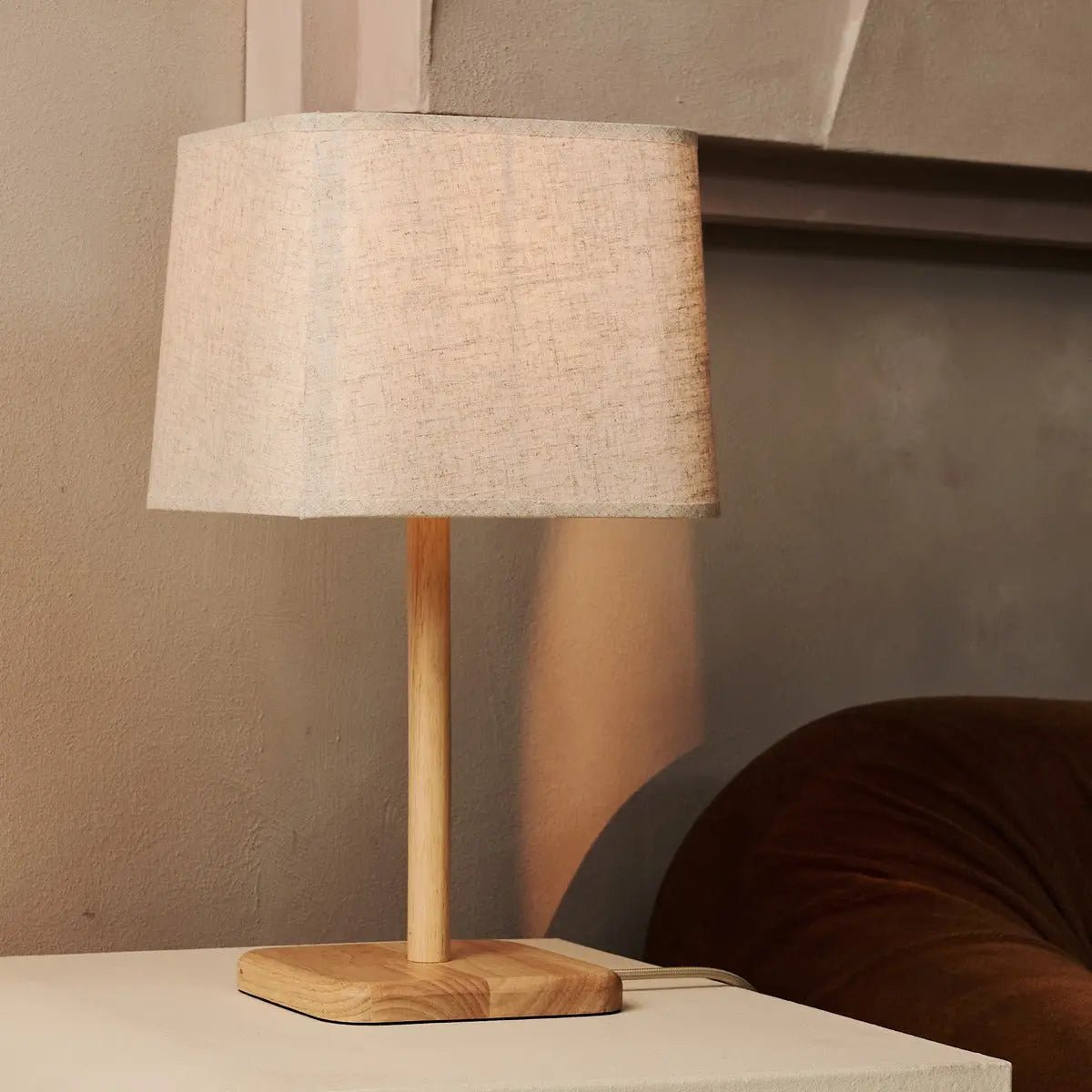 Marley houten lamp met beige schaduw - stijlvolle en biologische woningverlichting Tavellio - Amsterdam
