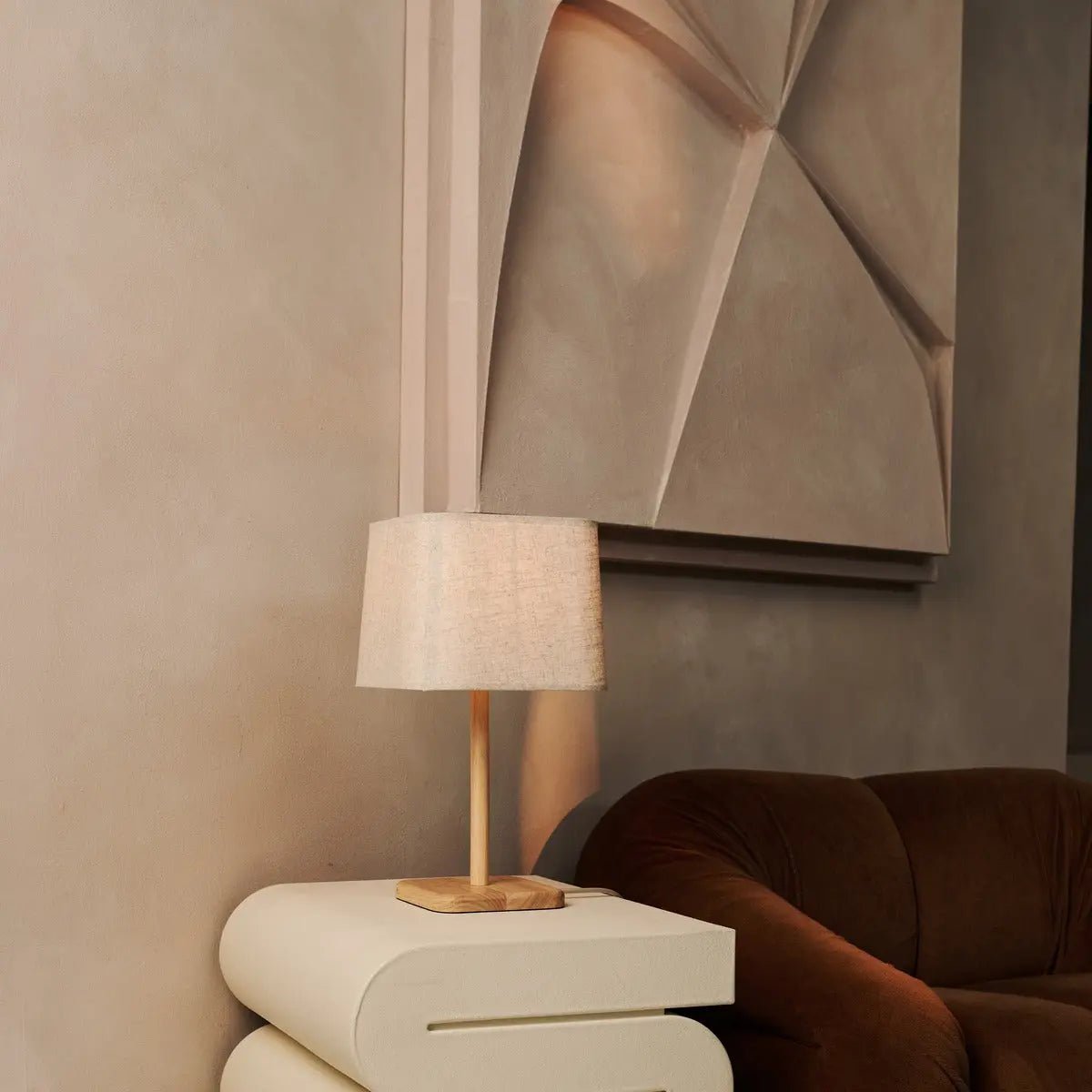 Marley houten lamp met beige schaduw - stijlvolle en biologische woningverlichting Tavellio - Amsterdam