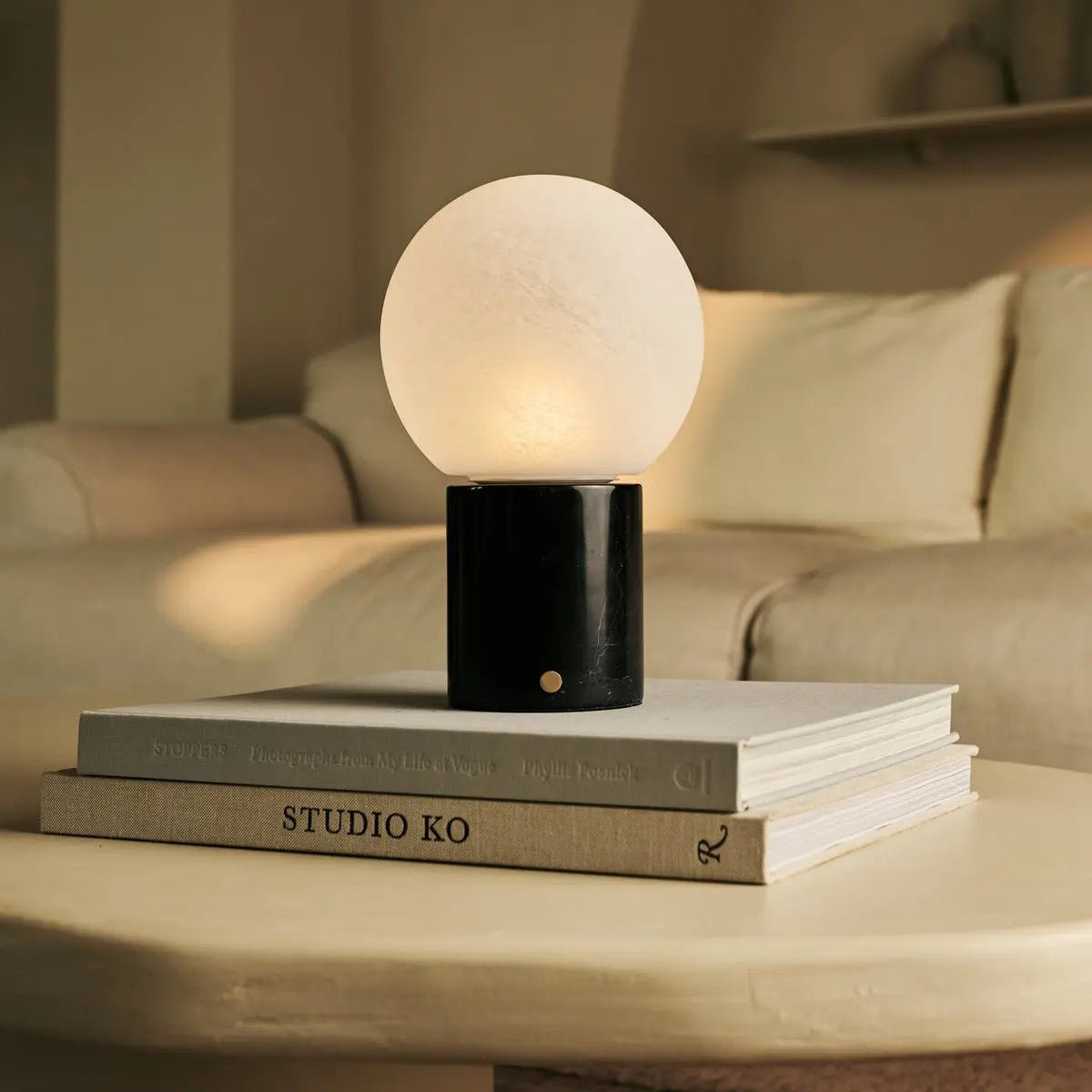 Metsu Black / Nero Marquina - Classic Marmeren oplaadbare tafellamp met 3 lichte kleuren en dimfunctie Tavellio - Amsterdam