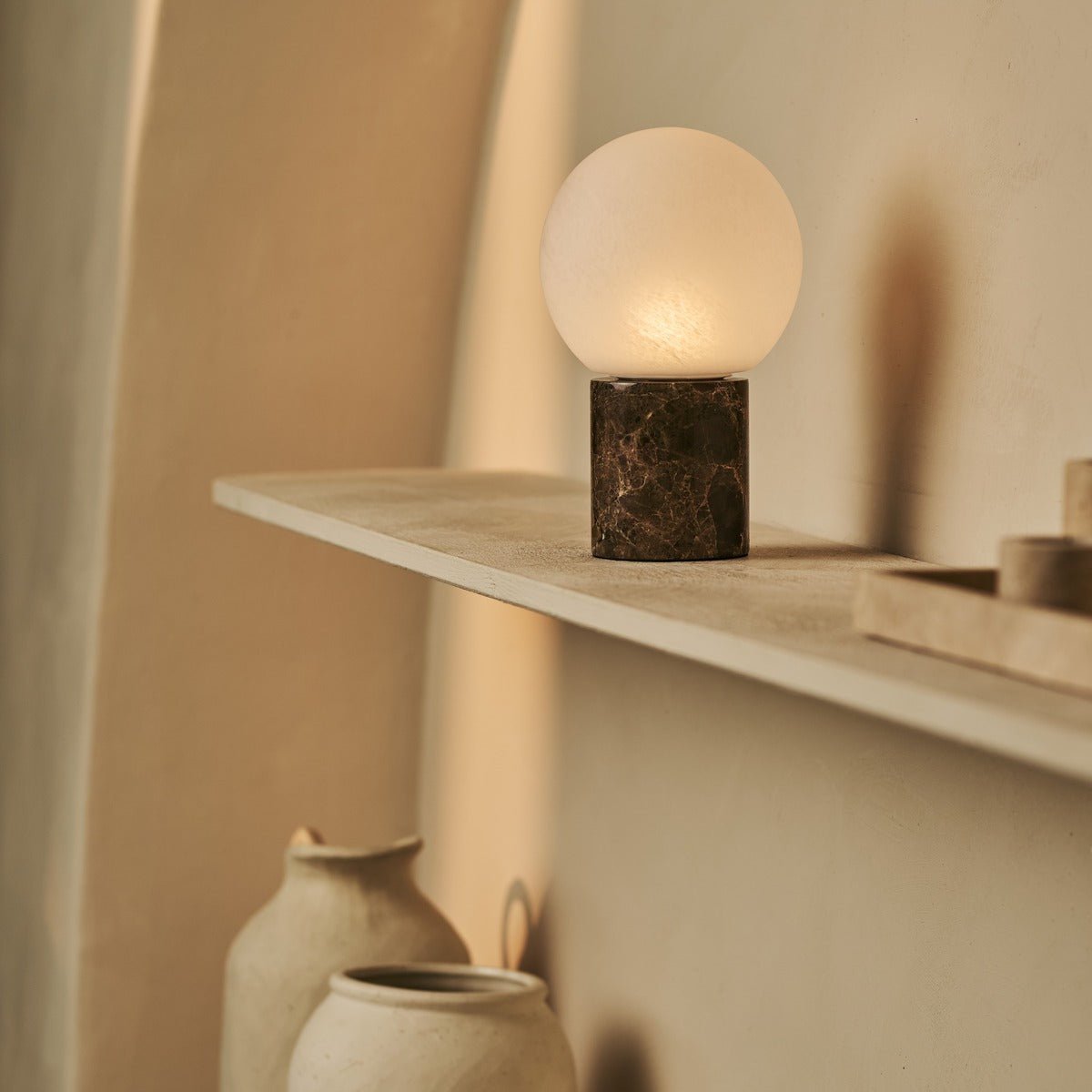 Metsu Brown / Emperador Dark - Classic Marmeren oplaadbare tafellamp met 3 lichte kleuren en dimfunctie Tavellio - Amsterdam