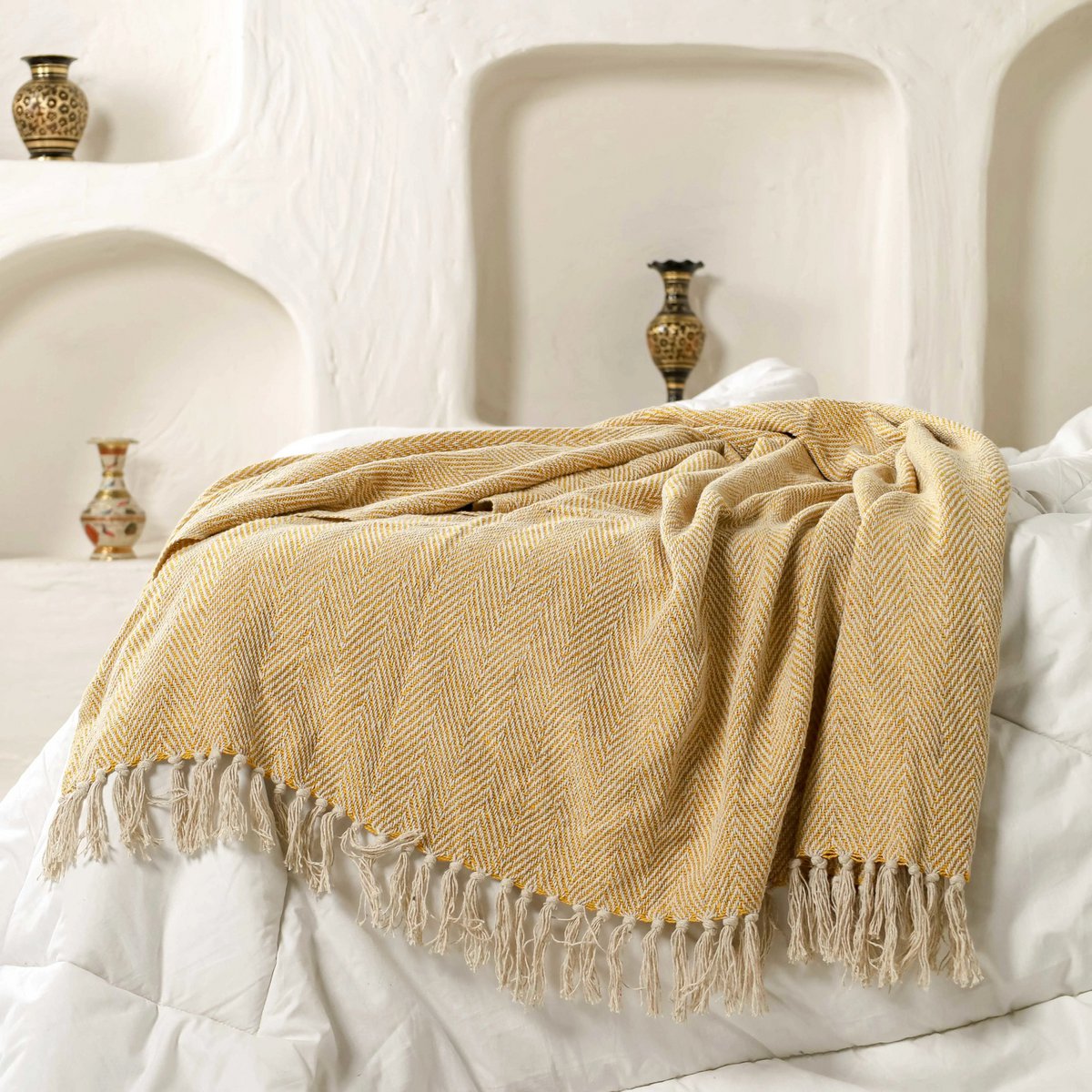 Mustard Yellow Plaid / Sofa Throw – Cozy Design with Fringes – 125×150 cm – Urbane Hide Urbane Hide