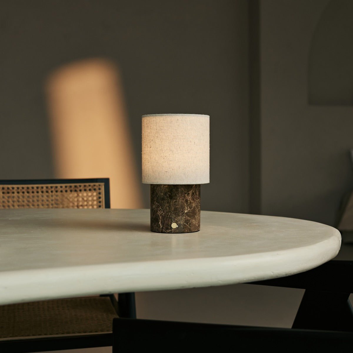 Onoda Brown / Emperador Dark - Marmeren oplaadbare tafellamp - met linnen verwisselbare lampenkap en oplaadbaar ontwerp Tavellio - Amsterdam