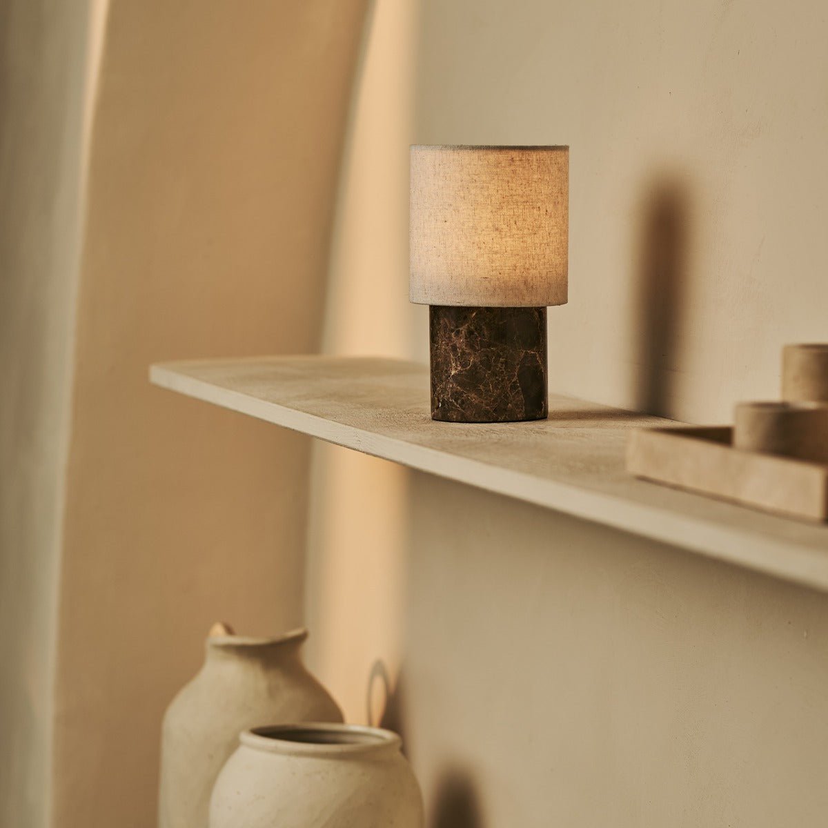 Onoda Brown / Emperador Dark - Marmeren oplaadbare tafellamp - met linnen verwisselbare lampenkap en oplaadbaar ontwerp Tavellio - Amsterdam