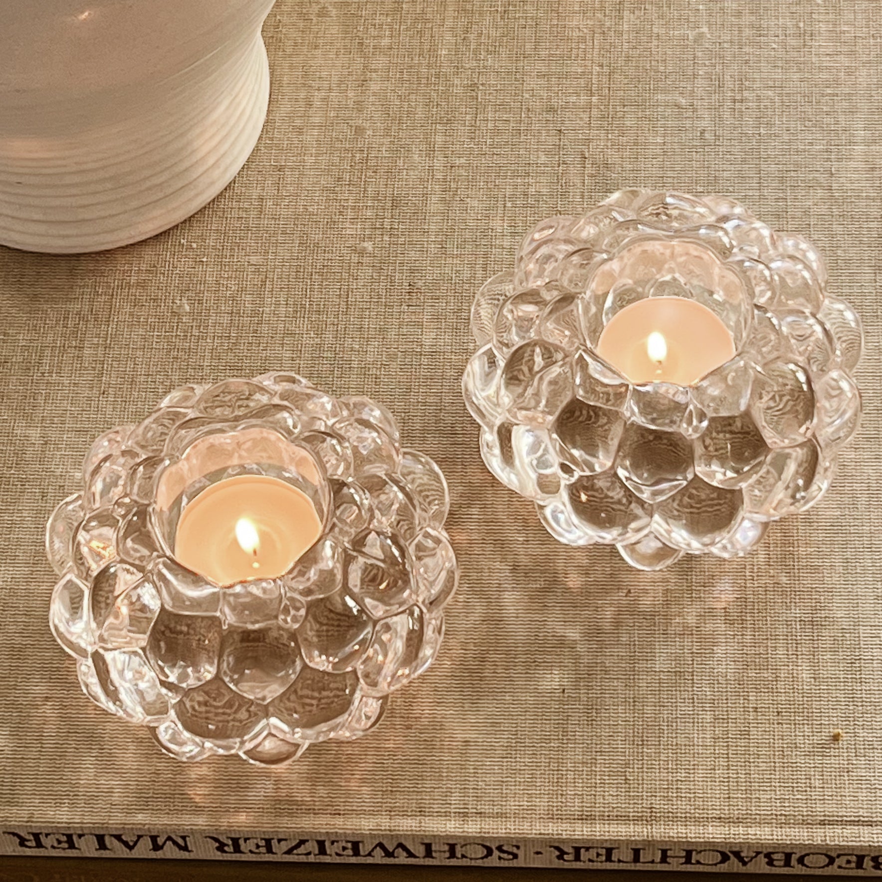 orrefors raspberry theelichthouders 110 mm – set van 2 | pre-loved Noii HOME