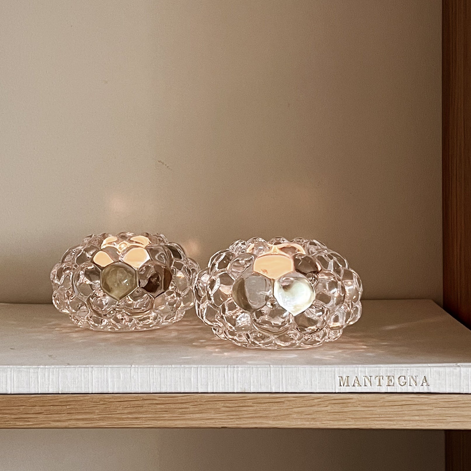 orrefors raspberry theelichthouders 110 mm – set van 2 | pre-loved Noii HOME