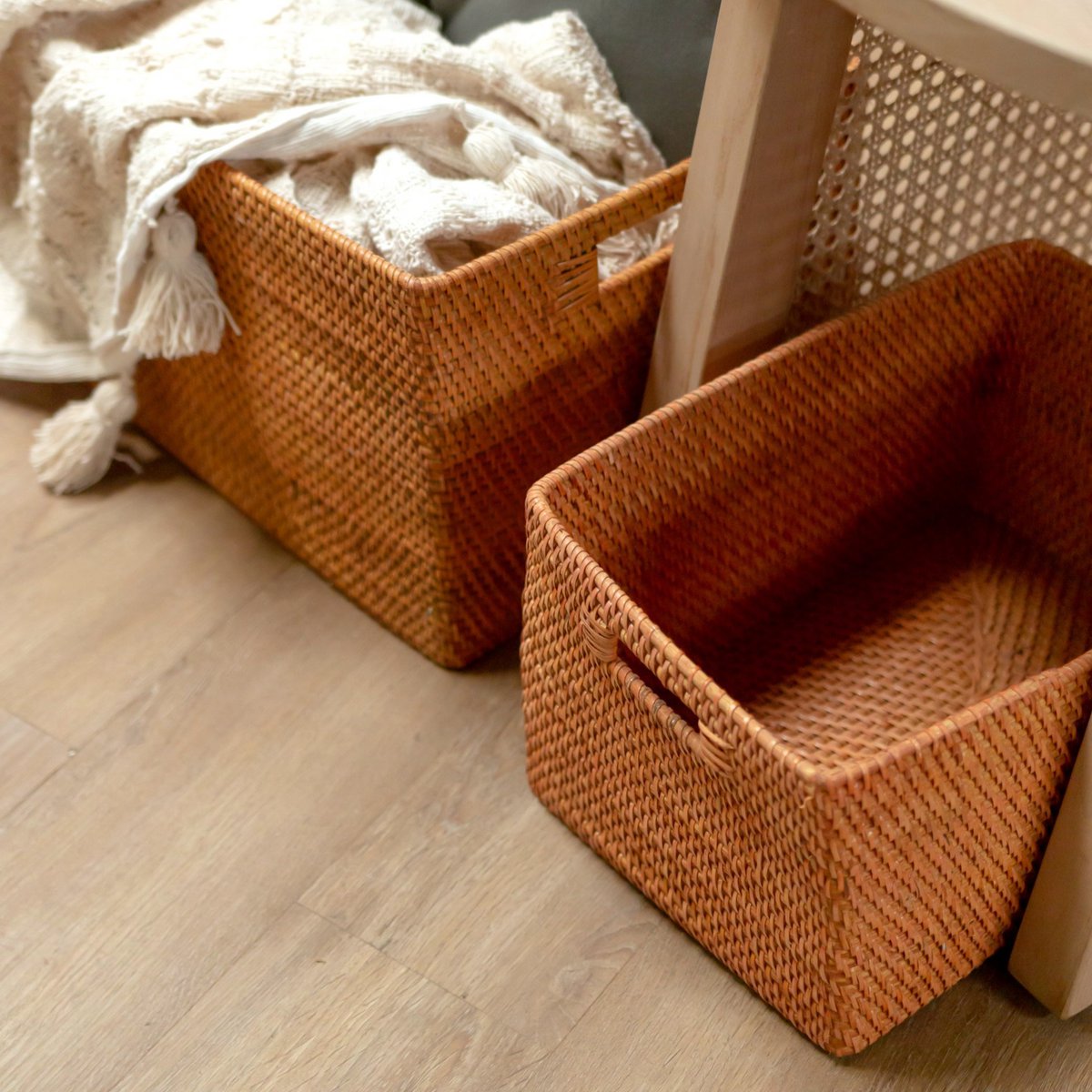 Plankmand gemaakt van rotan Krantenmand Opbergmand Bruin Handgeweven decoratieve mand WARSA (3 maten) Soeji