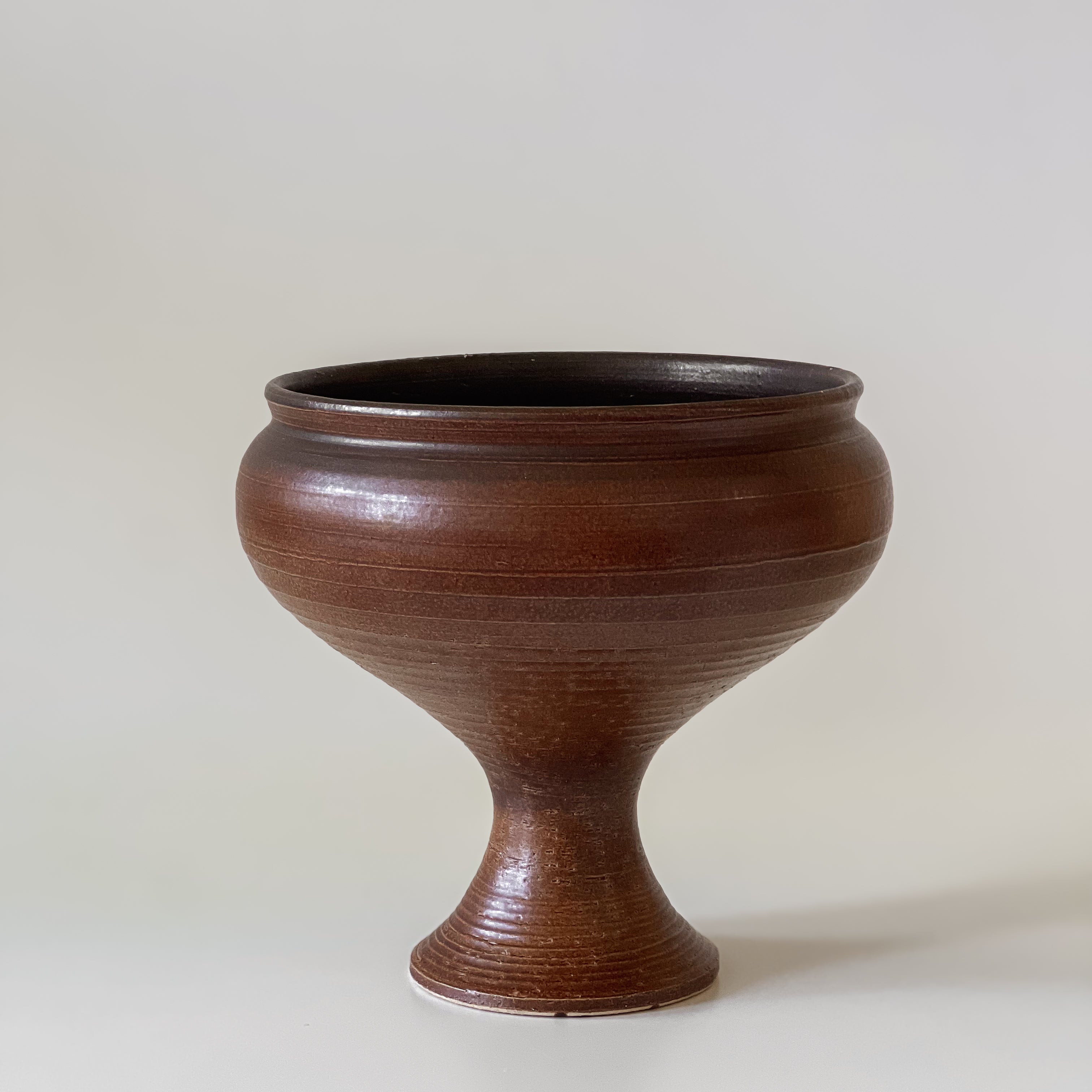 pre-loved keramische aardewerken bruine pot Noii HOME