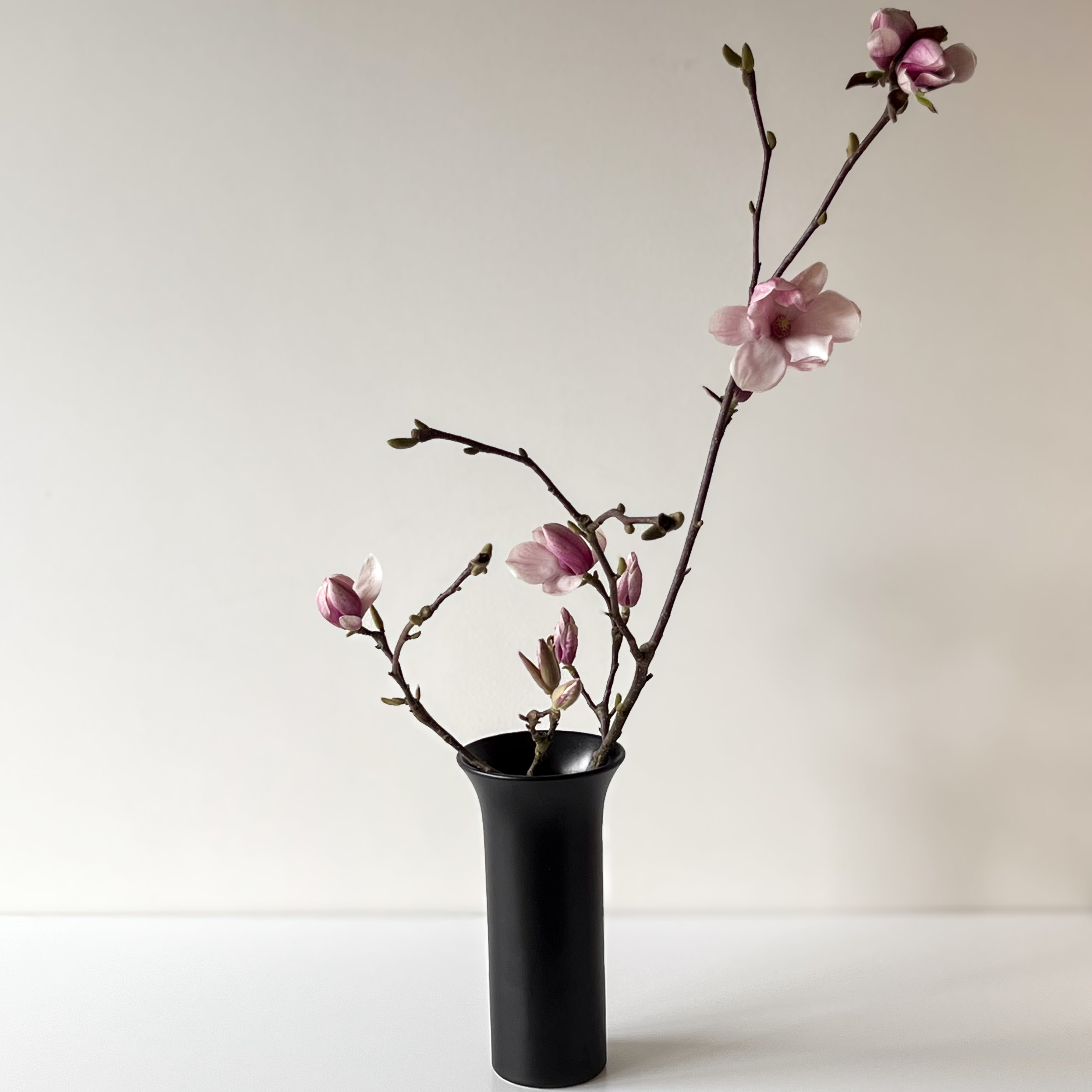 pre-loved vaas zwart - rank Noii HOME