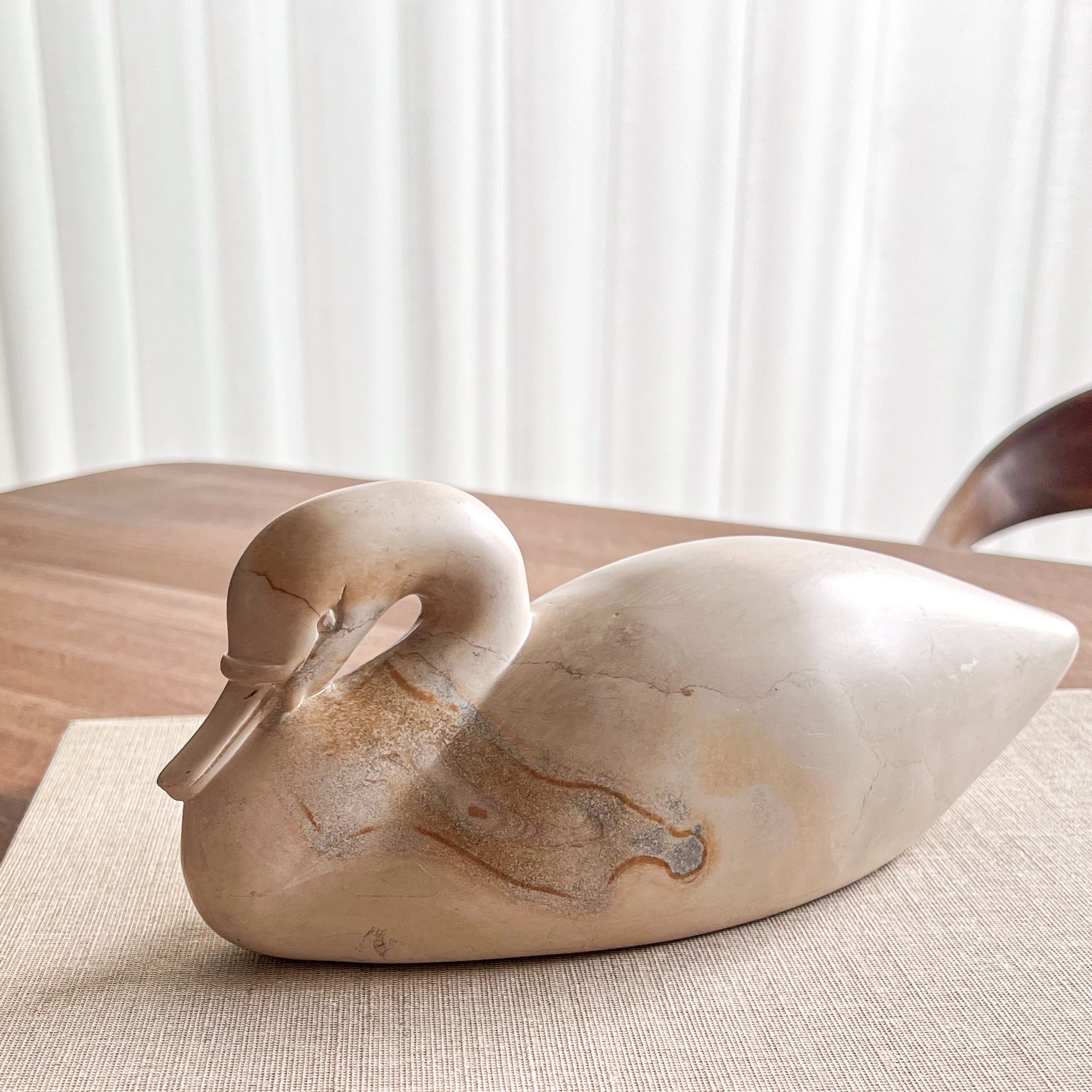 pre-loved zeepsteen zwaan - decoratie Noii HOME
