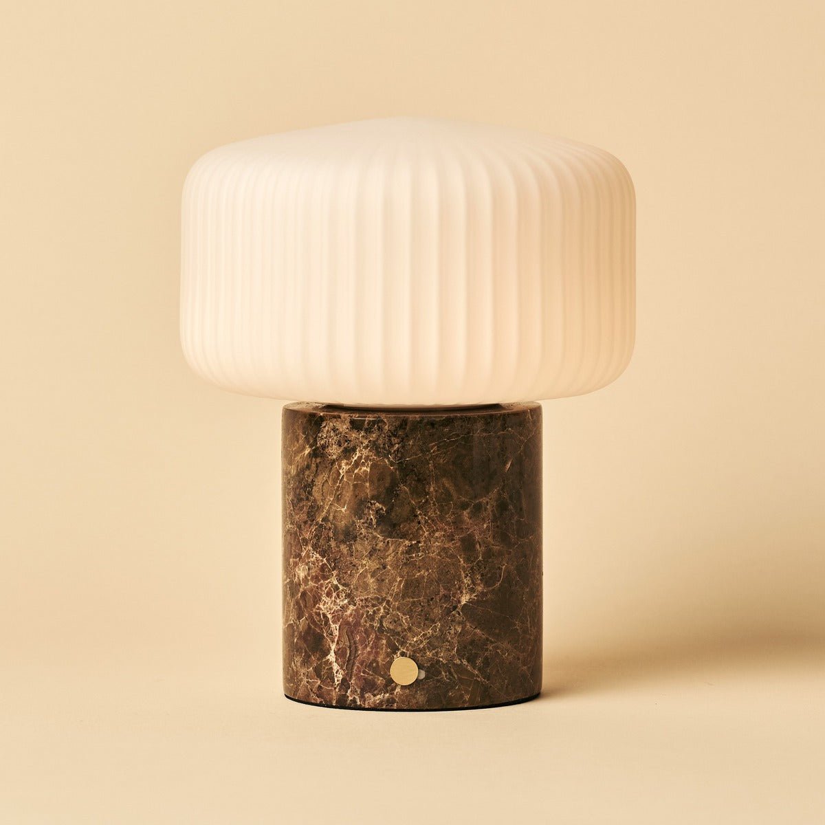 Renoir Brown / Emperador Dark - Marmeren oplaadbare tafellamp - Draadloos, USB -oplaadbaar en tot 100 uur verlichting Tavellio - Amsterdam