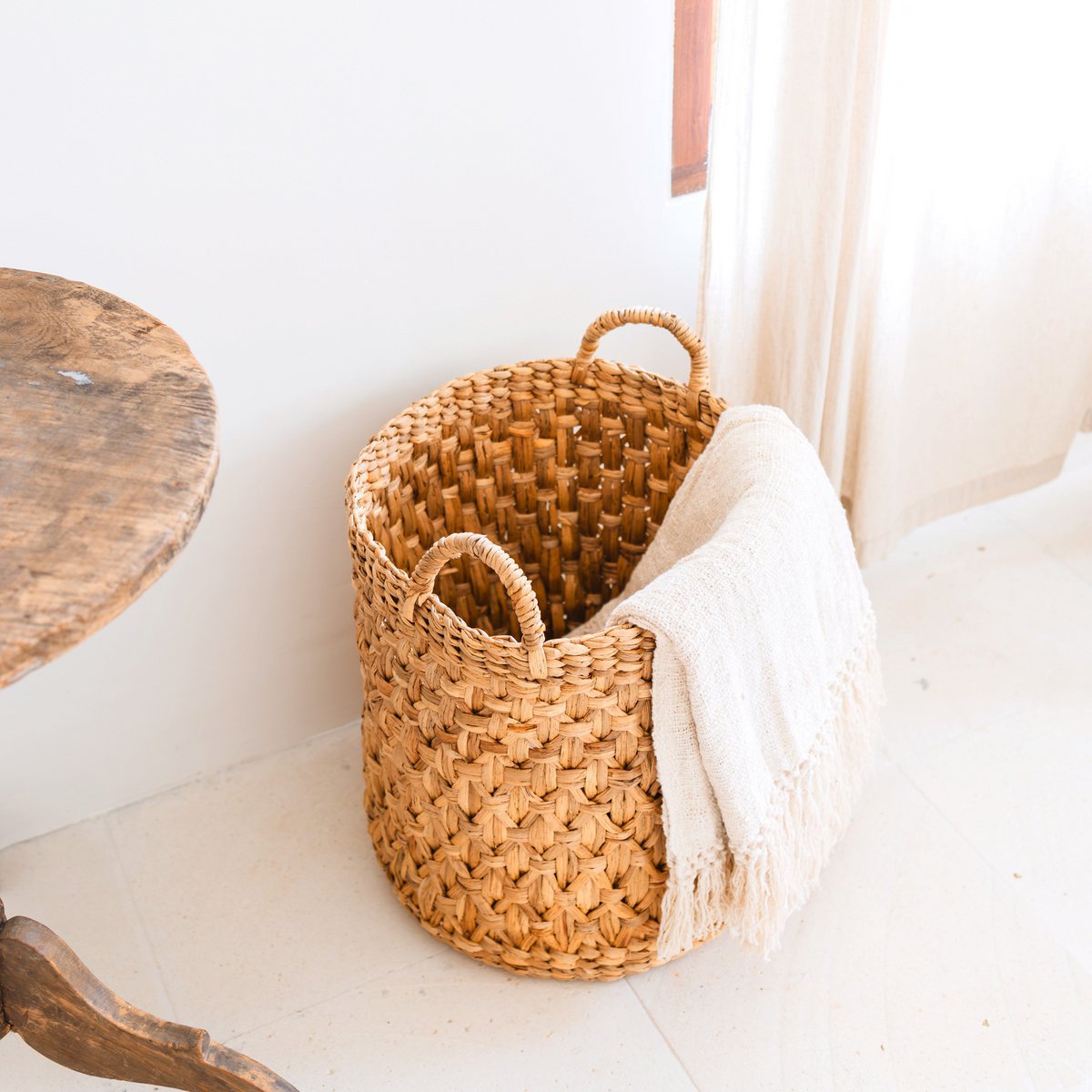 Rond geweven wasmand – Boho plantenmand – wasmand bruin – grote mand van waterhyacint RAJA (3 maten Ø 35/40/50 cm) Soeji