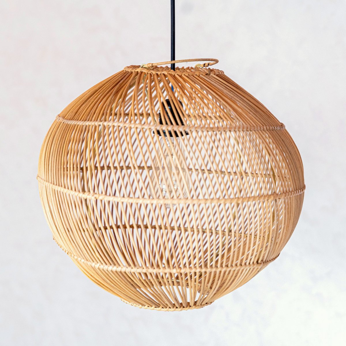 Round Rattan Lampshade - Boho hanglamp Modern - Handgemaakte plafondlamp - Sferische natuurlijke hanglamp (Ø 40/50 cm) Kencana Soeji
