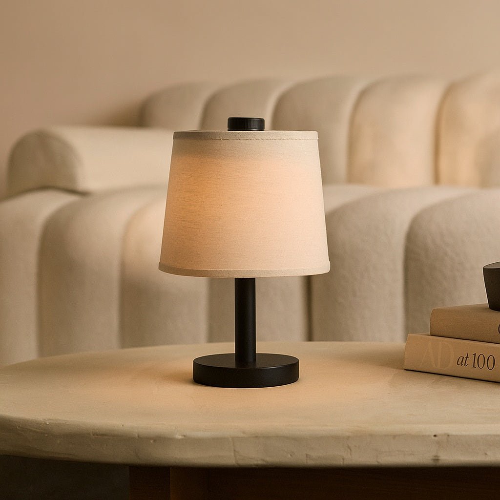 Rover zwarte houten lamp - oplaadbare, draadloze en dimbare schaduw Tavellio - Amsterdam